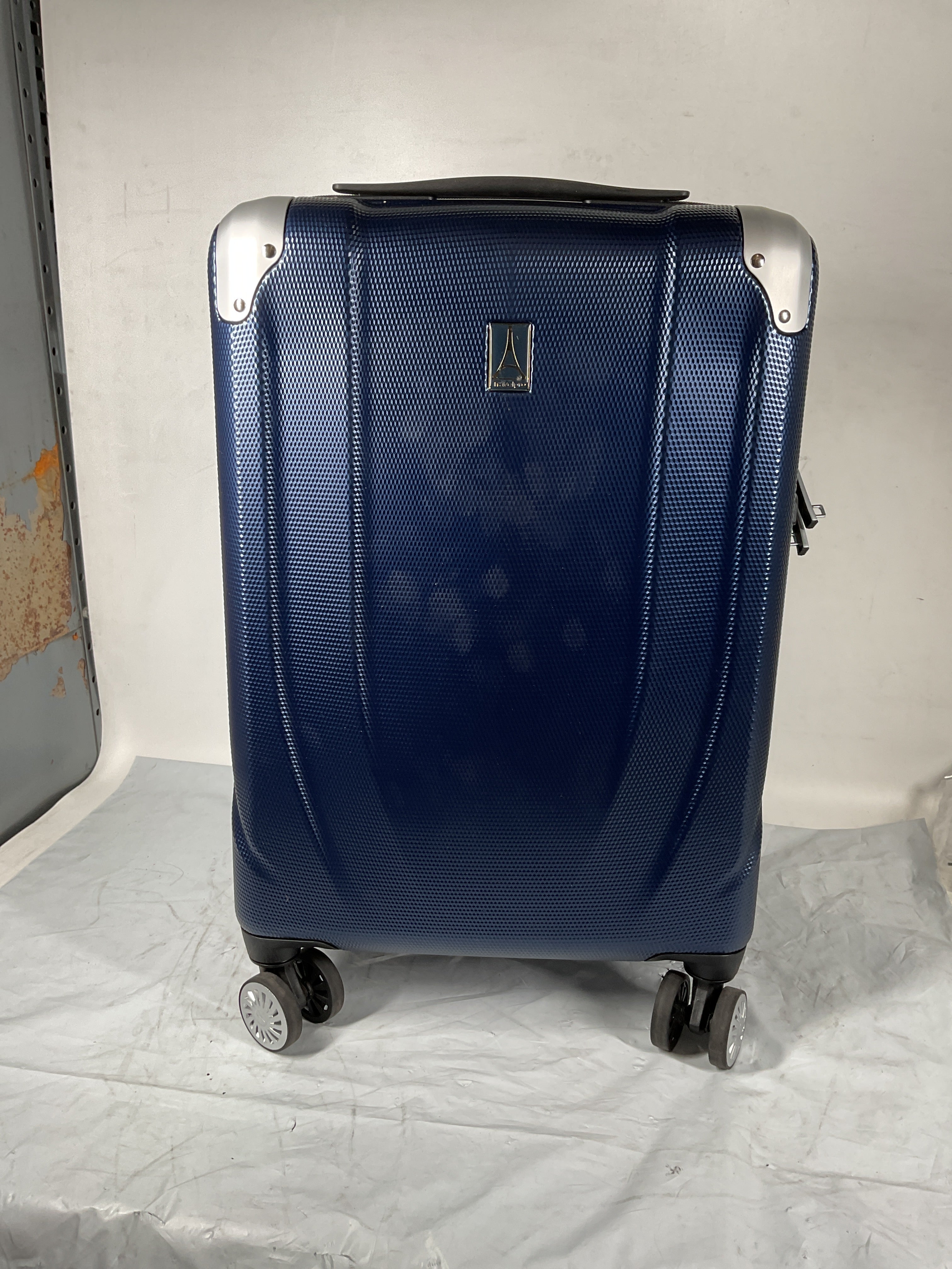 Travelpro Pathways 3 Hardside Expandable Luggage, 8 Spinner Wheels, Lightweight Hard Shell Suitcase ( Royal Blue , Carry On 21 Inch ) Royal Blue Carry On 21 Inch U19