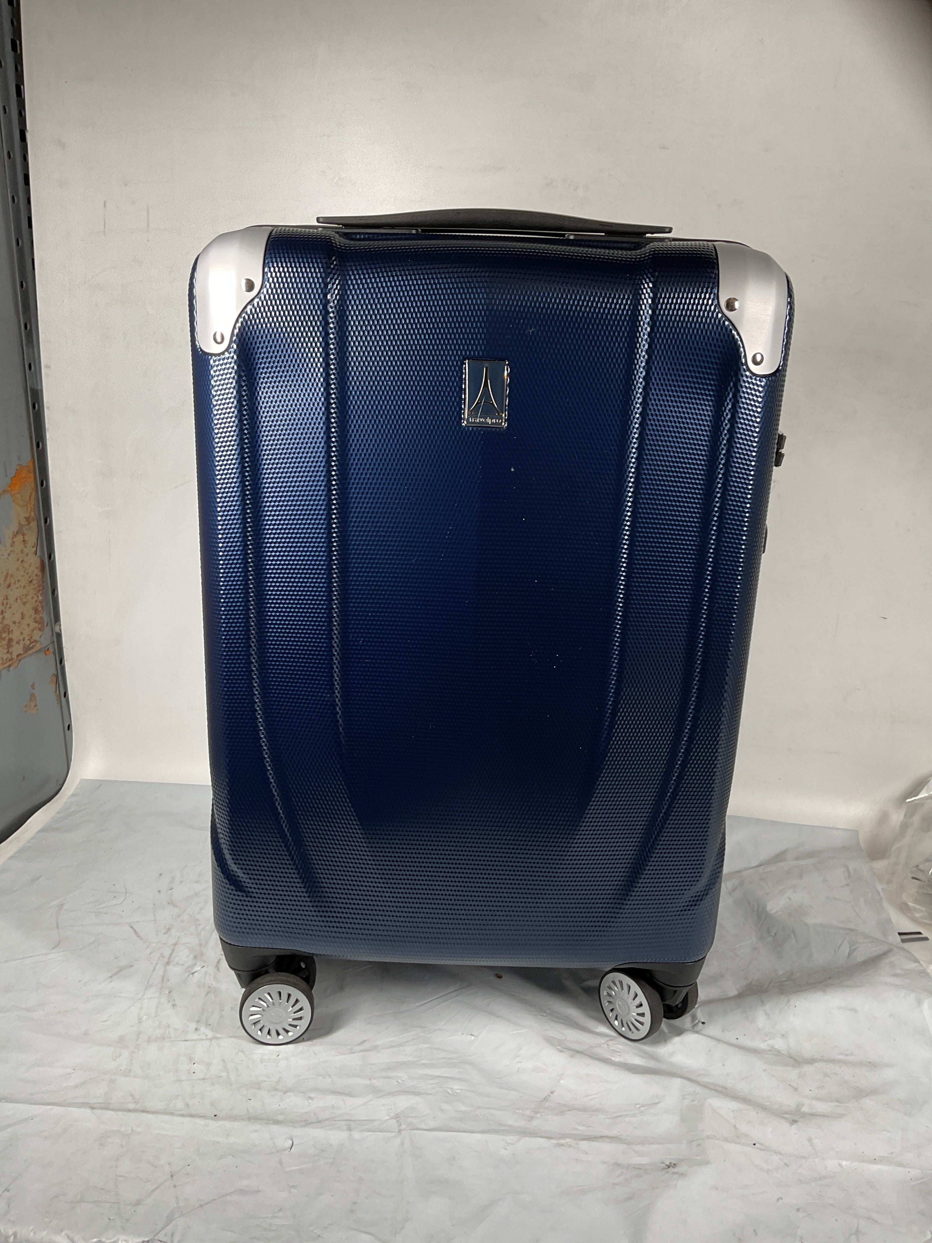 Travelpro Pathways 3 Hardside Expandable Luggage, 8 Spinner Wheels, Lightweight Hard Shell Suitcase ( Royal Blue , Carry On 21 Inch ) Royal Blue Carry On 21 Inch U20