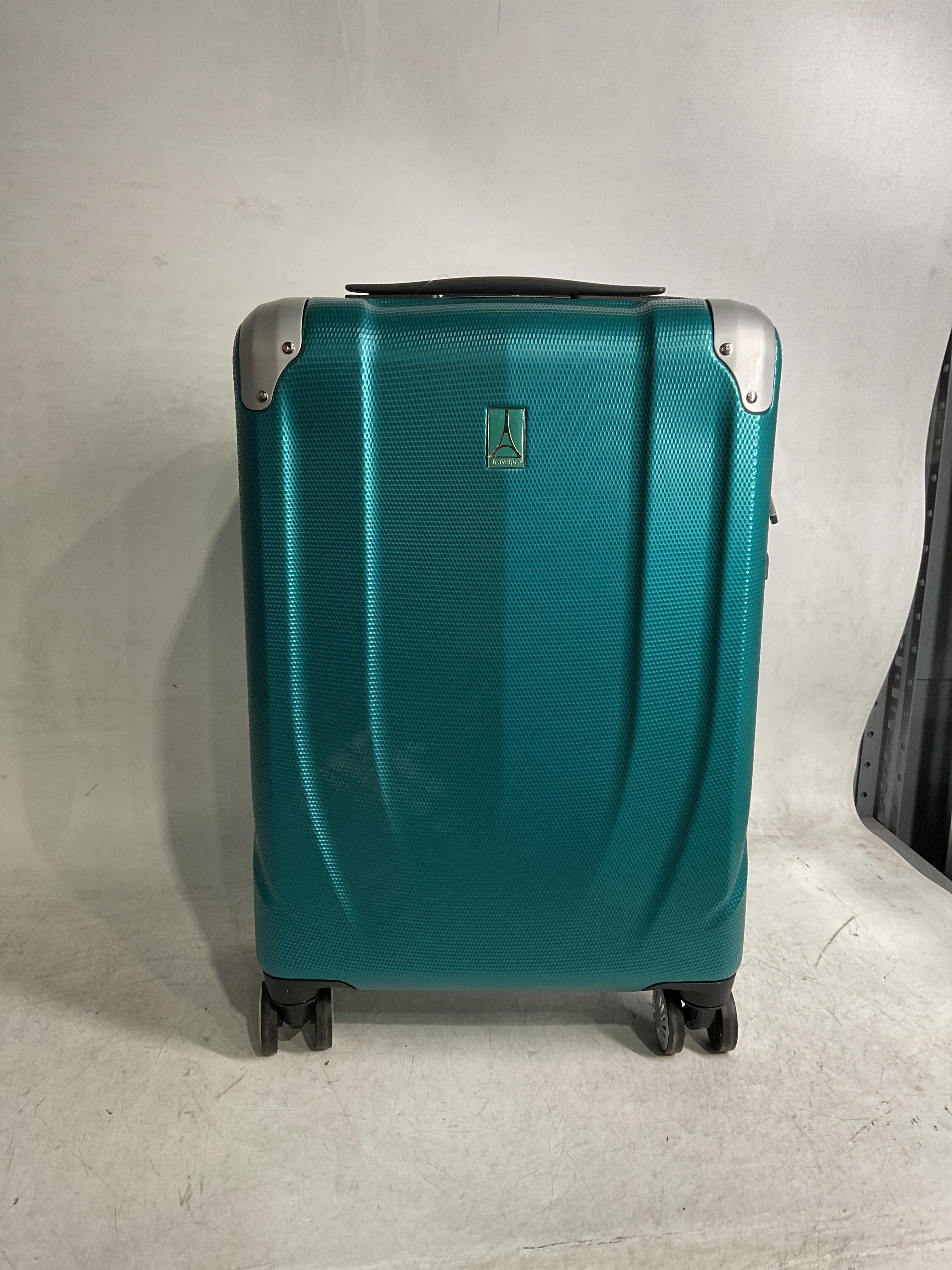 Travelpro Pathways 3 Hardside Expandable Luggage, 8 Spinner Wheels, Lightweight Hard Shell Suitcase ( Kayak Teal , Carry On 21 Inch ) Kayak Teal Carry On 21 Inch U2