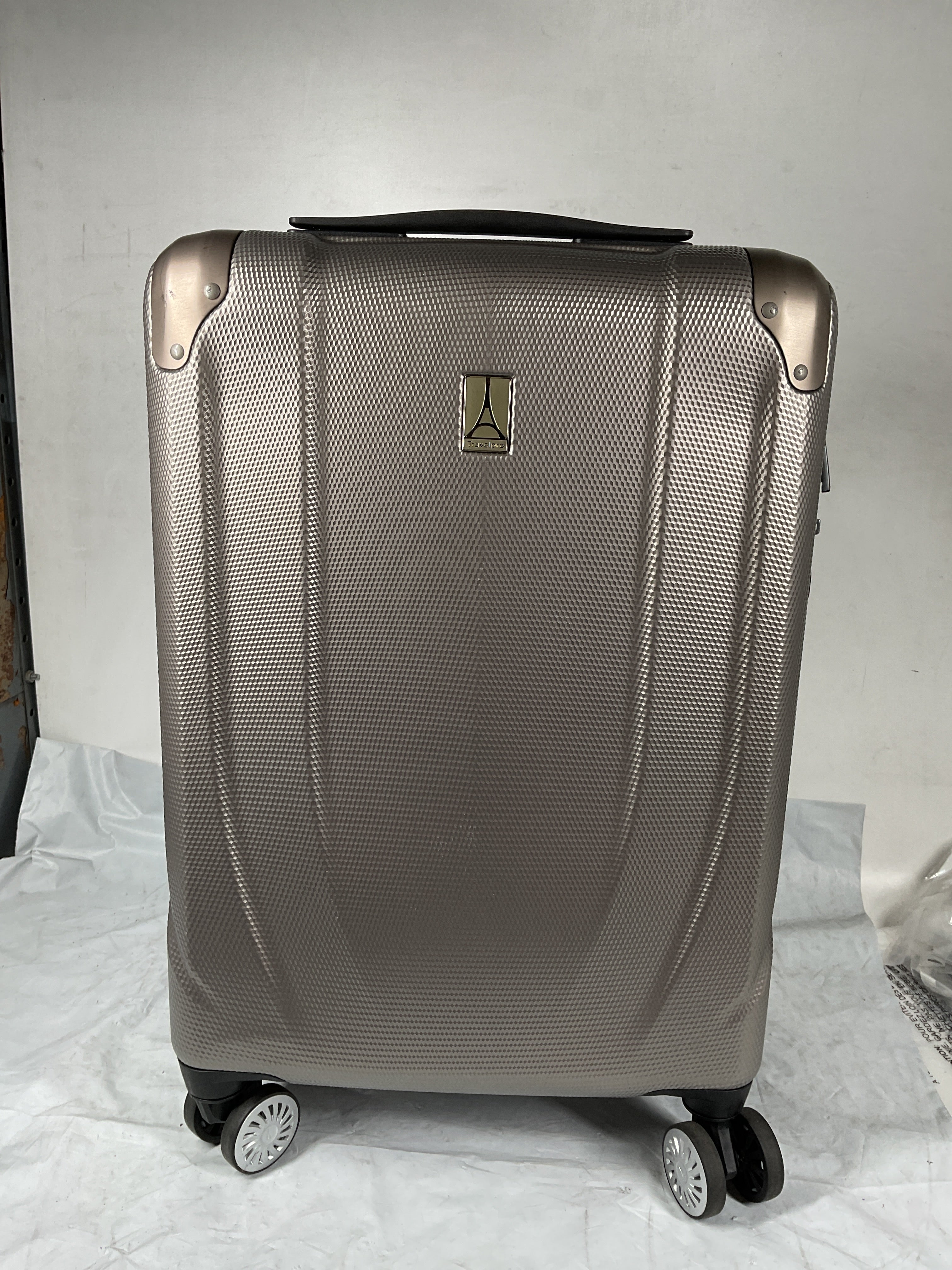 Travelpro Pathways 3 Hardside Expandable Luggage, 8 Spinner Wheels, Lightweight Hard Shell Suitcase, Carry On 21 Inch ( Champagne , Carry On 21 Inch ) Champagne Carry On 21 Inch U12