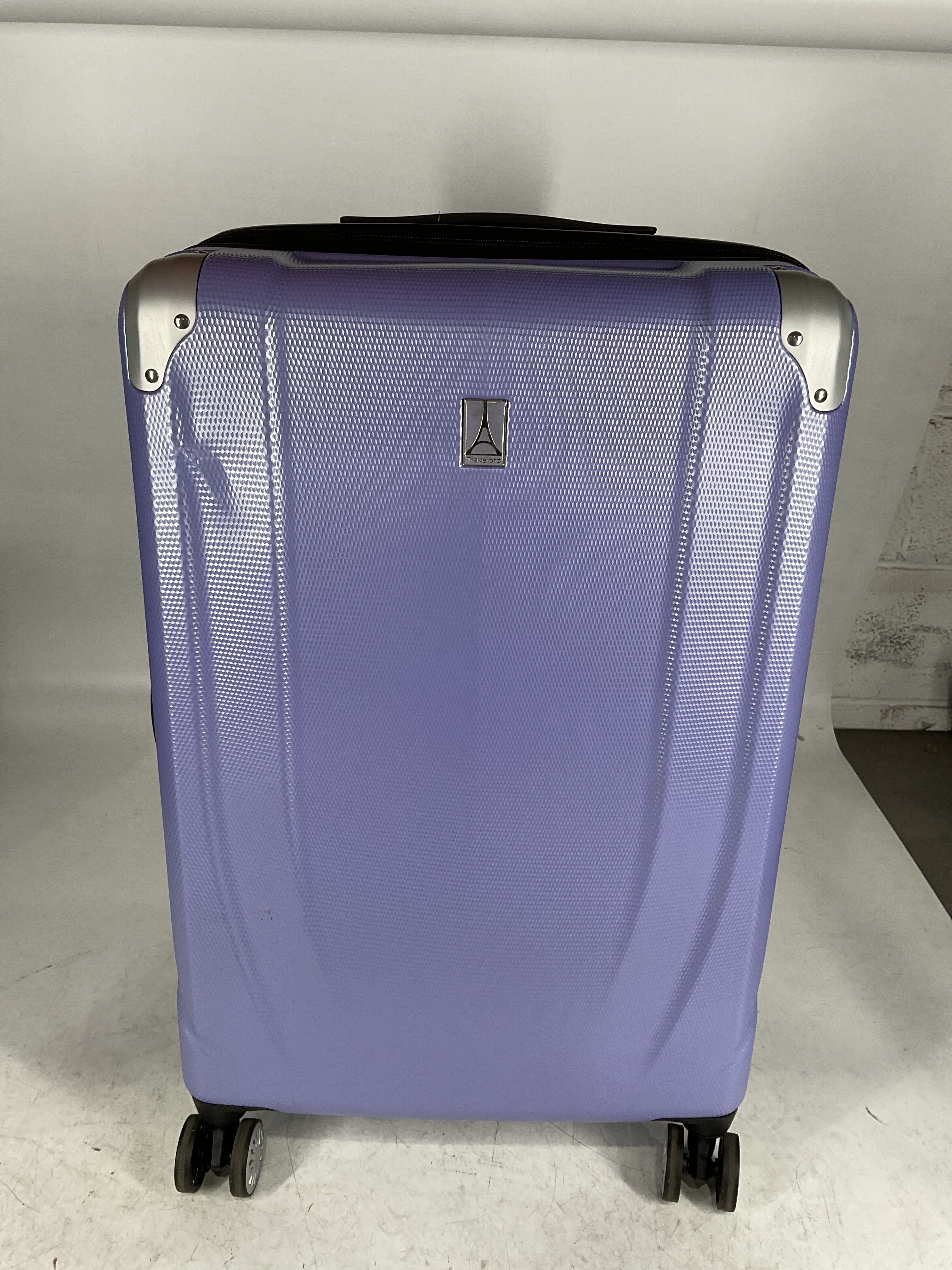 Travelpro Pathways 3 Hardside Expandable Luggage, 8 Spinner Wheels, Lightweight Hard Shell Suitcase U1