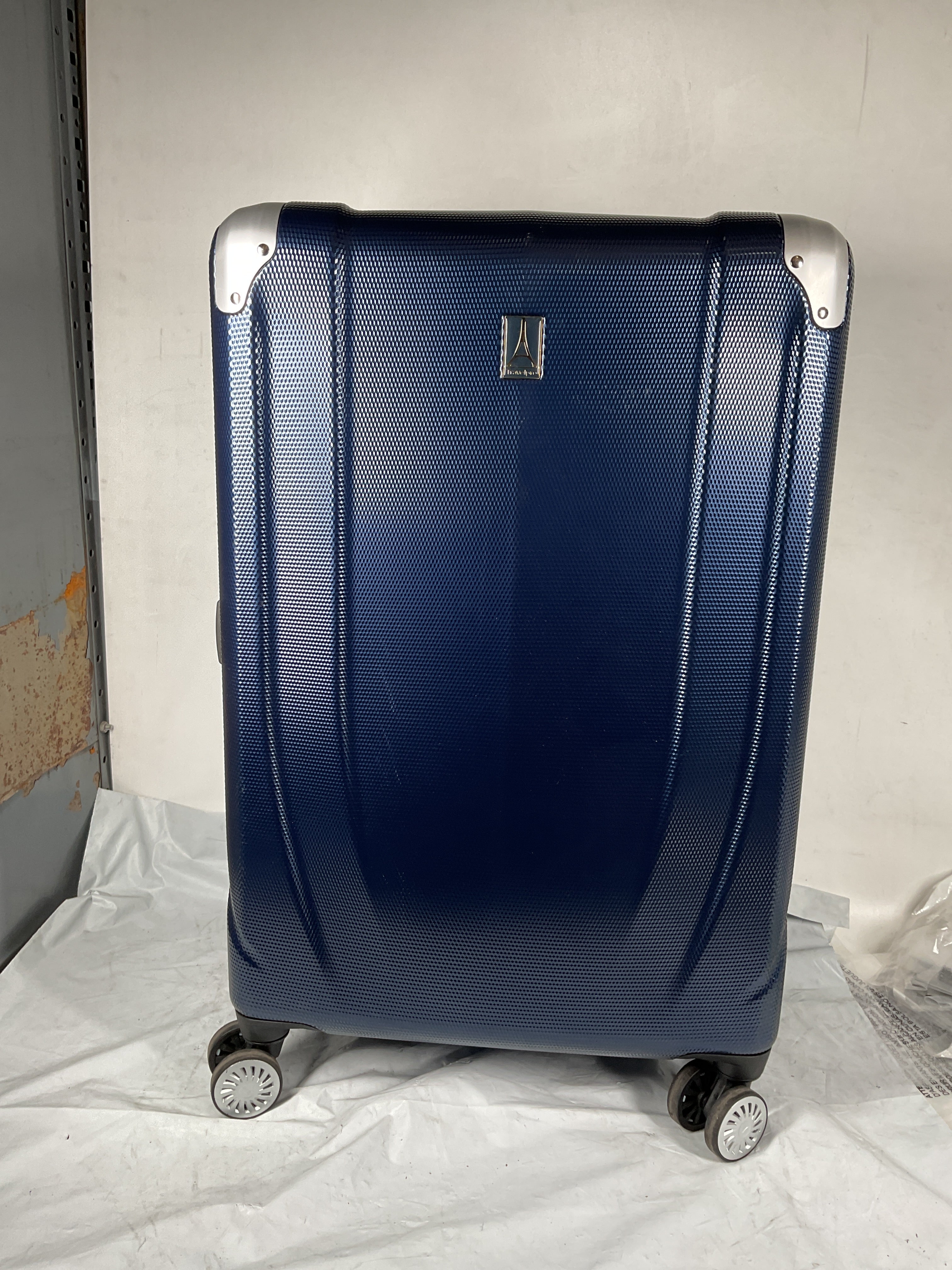 Travelpro Pathways 3 Hardside Expandable Luggage, 8 Spinner Wheels, Lightweight Hard Shell Suitcase, Checked Medium 25 Inch ( Royal Blue , Checked Medium 25 Inch ) Royal Blue Checked Medium 25 Inch U4