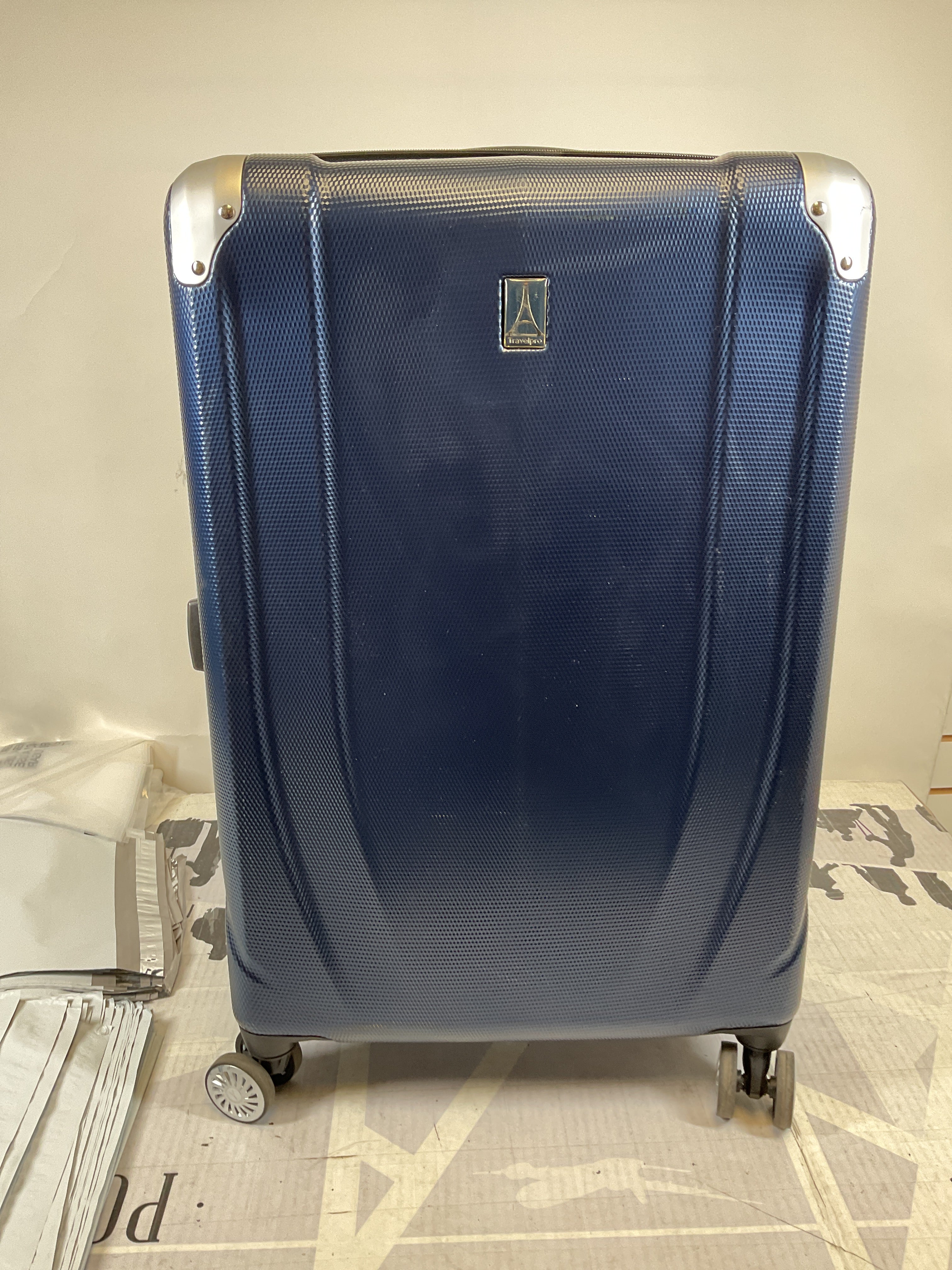 Travelpro Pathways 3 Hardside Expandable Luggage, 8 Spinner Wheels, Lightweight Hard Shell Suitcase, Checked Medium 25 Inch ( Royal Blue , Checked Medium 25 Inch ) Royal Blue Checked Medium 25 Inch U6