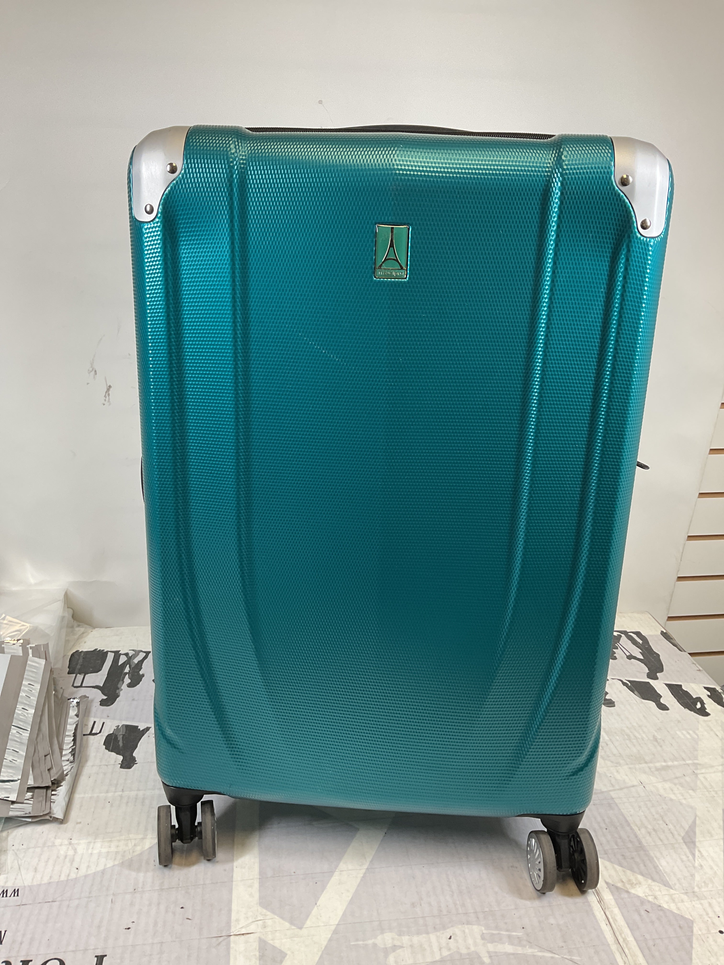 Travelpro Pathways 3 Hardside Expandable Luggage, 8 Spinner Wheels, Lightweight Hard Shell Suitcase, Checked Medium 25 Inch ( Kayak Teal , Checked Medium 25 Inch ) Kayak Teal Checked Medium 25 Inch U3
