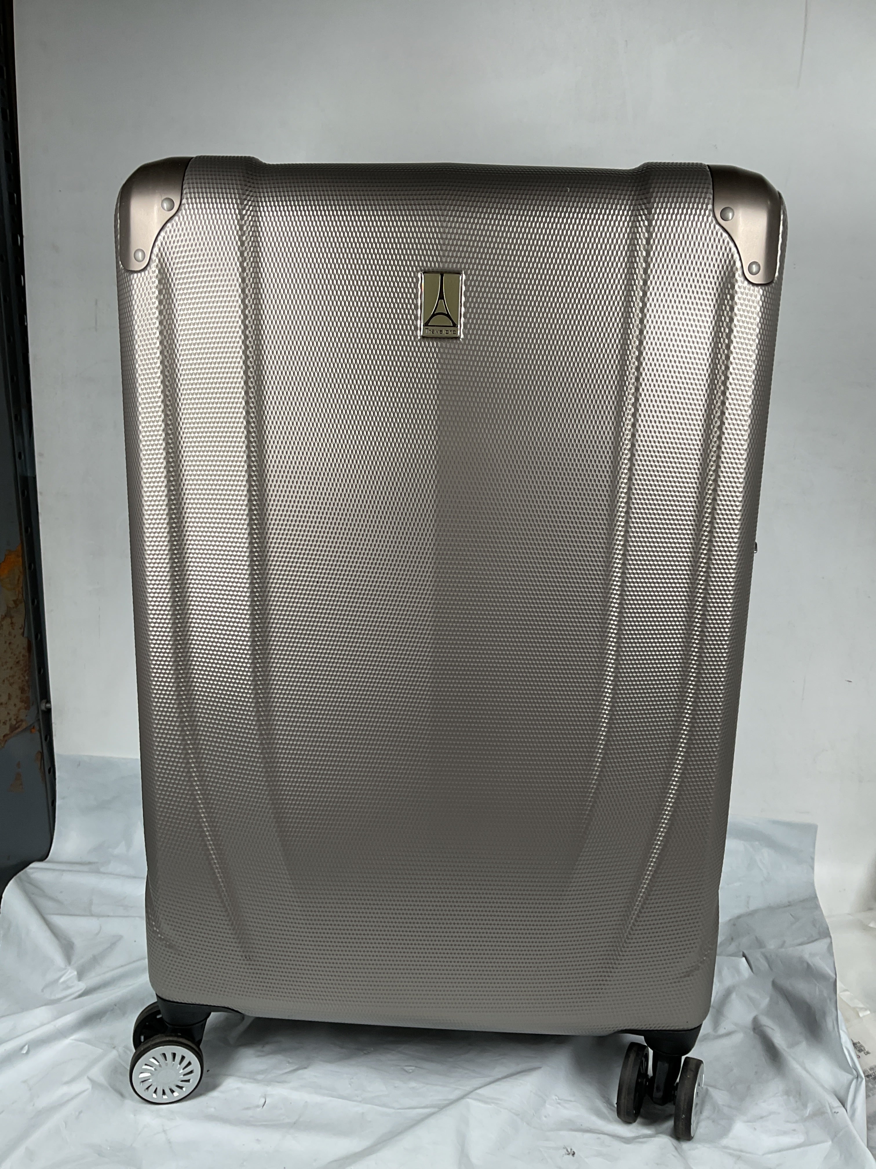 Travelpro Pathways 3 Hardside Expandable Luggage, 8 Spinner Wheels, Lightweight Hard Shell Suitcase ( Champagne , Checked Medium 25 Inch ) Champagne Checked Medium 25 Inch U15