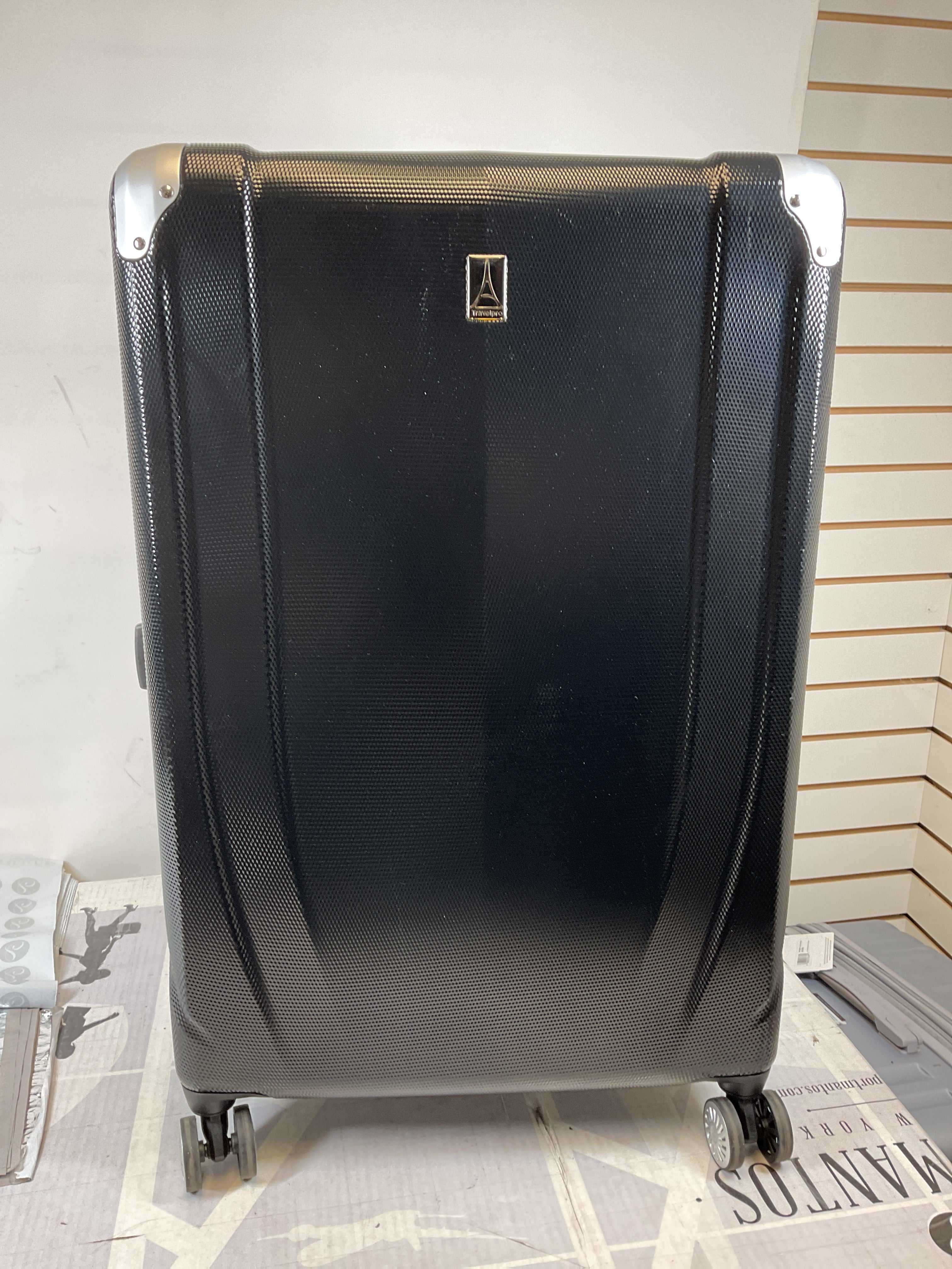 Travelpro Pathways 3 Hardside Expandable Luggage, 8 Spinner Wheels, Lightweight Hard Shell Suitcase ( Black Knight , Checked Large 28 Inch ) Black Knight Checked Large 28 Inch U11