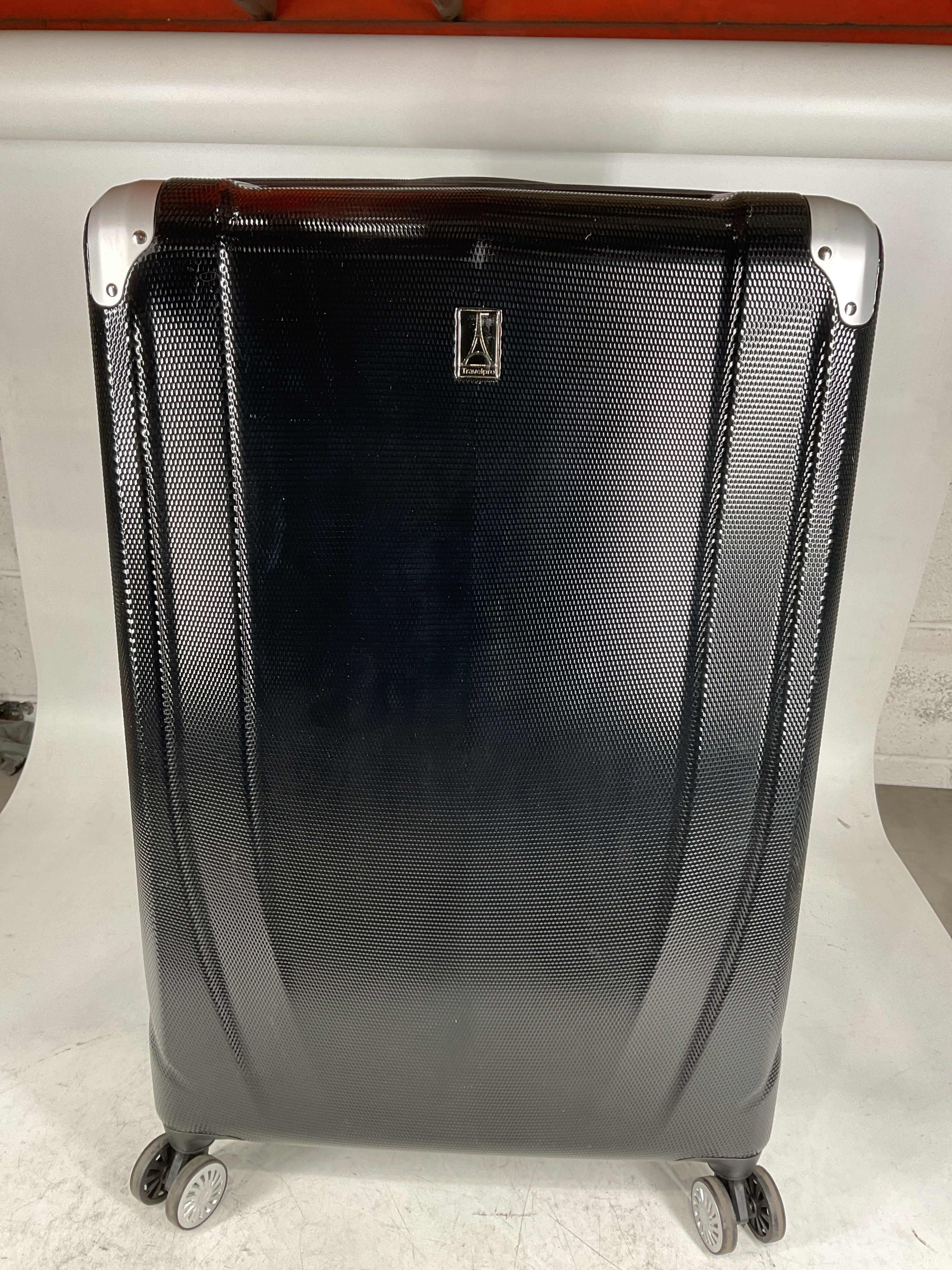 Travelpro Pathways 3 Hardside Expandable Luggage, 8 Spinner Wheels, Lightweight Hard Shell Suitcase U3