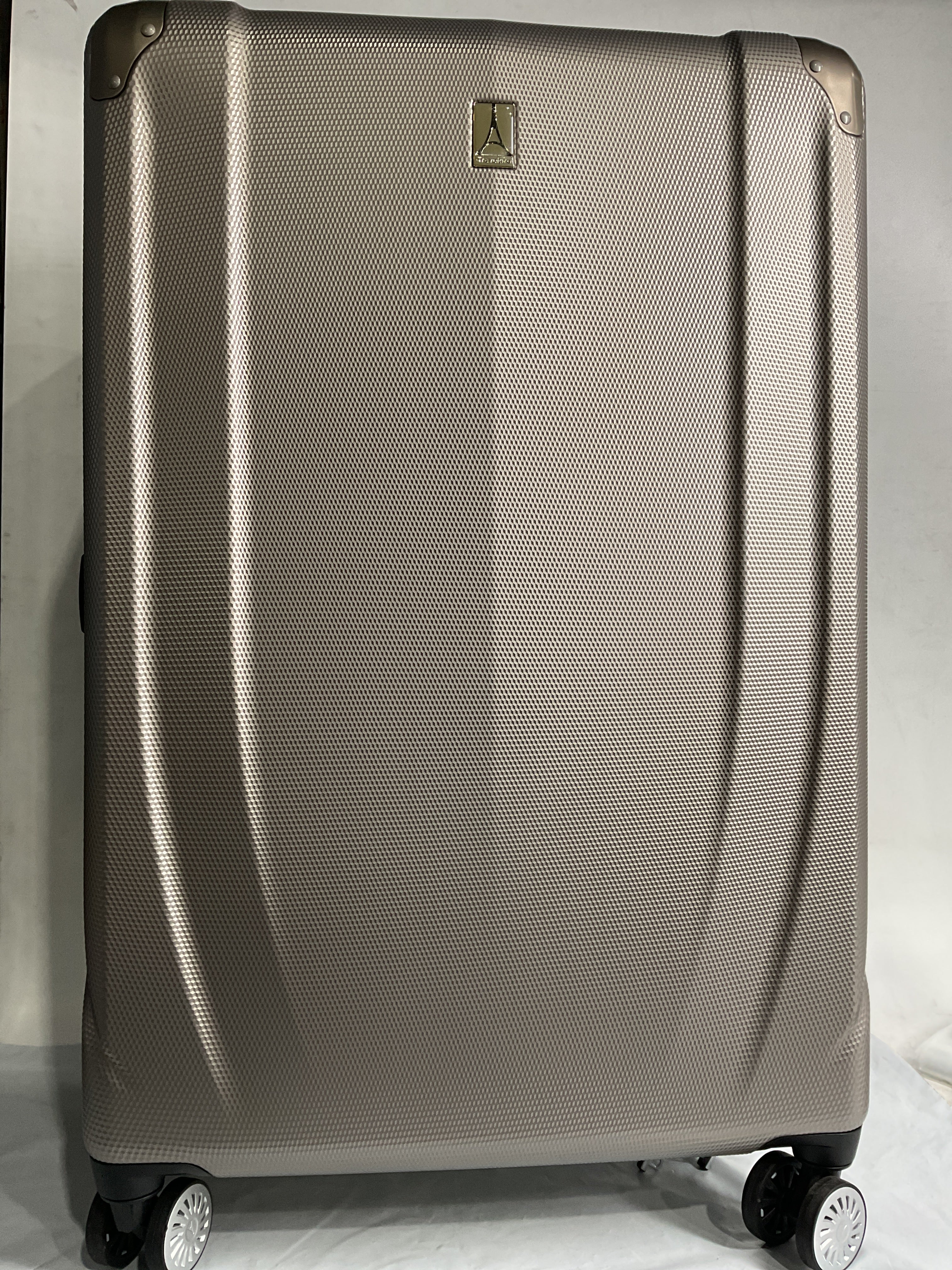 Travelpro Pathways 3 Hardside Expandable Luggage, 8 Spinner Wheels, Lightweight Hard Shell Suitcase ( Champagne , Checked Large 28 Inch ) Champagne Checked Large 28 Inch U13
