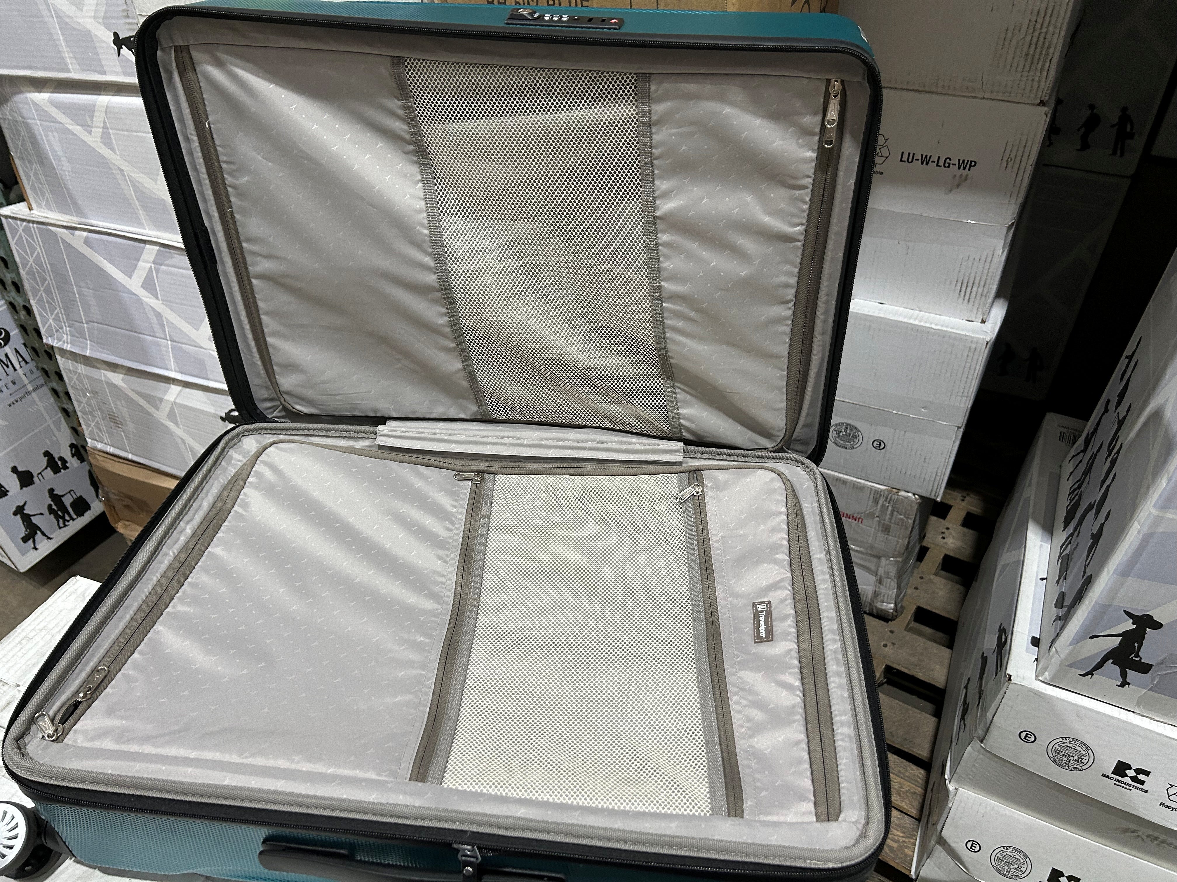 Travelpro Pathways 3.0 Medium Expandable Spinner U1