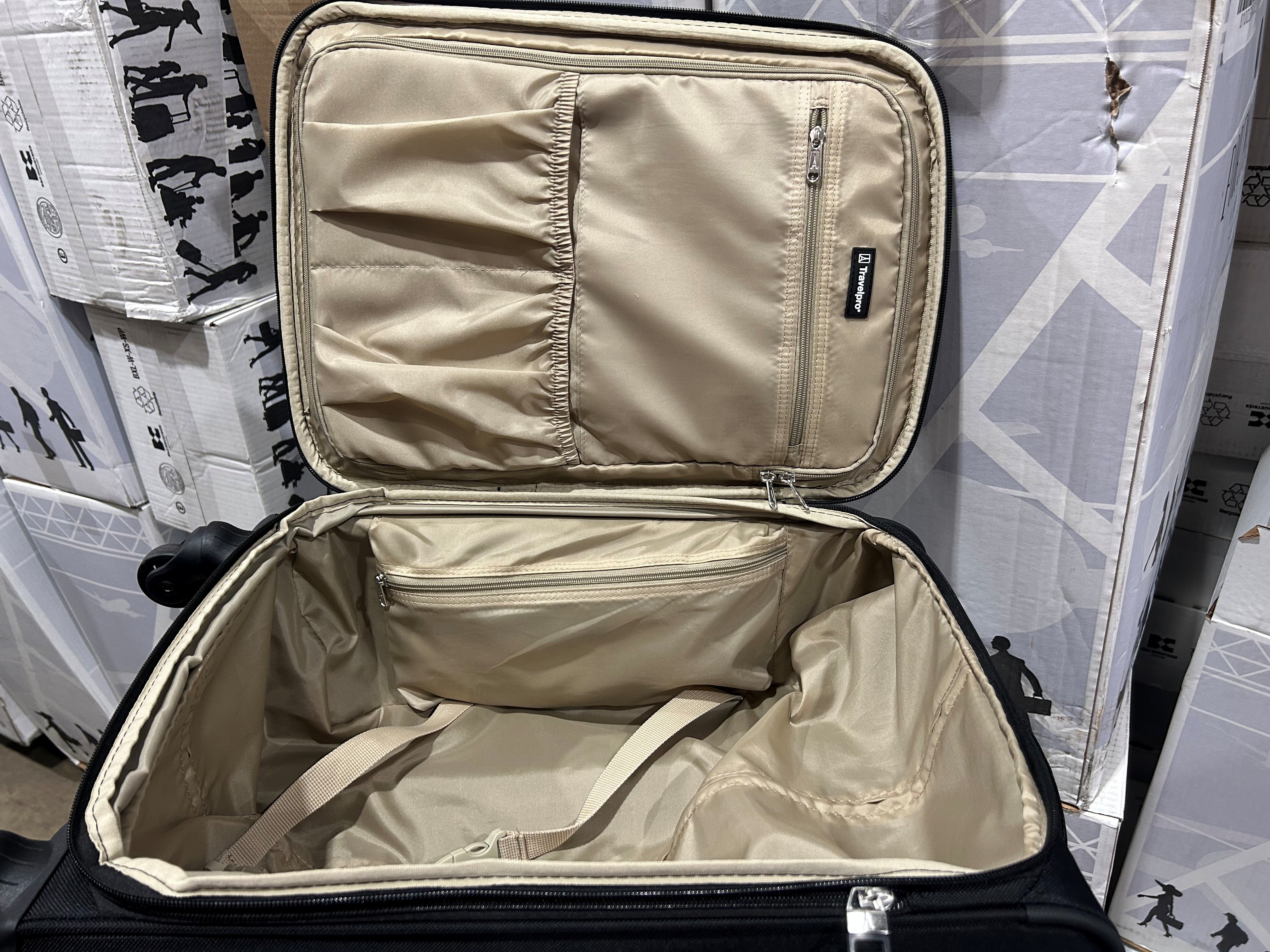 Travelpro Sapphire Elite 21 in Mobile Office Spinner U1 – Luggage