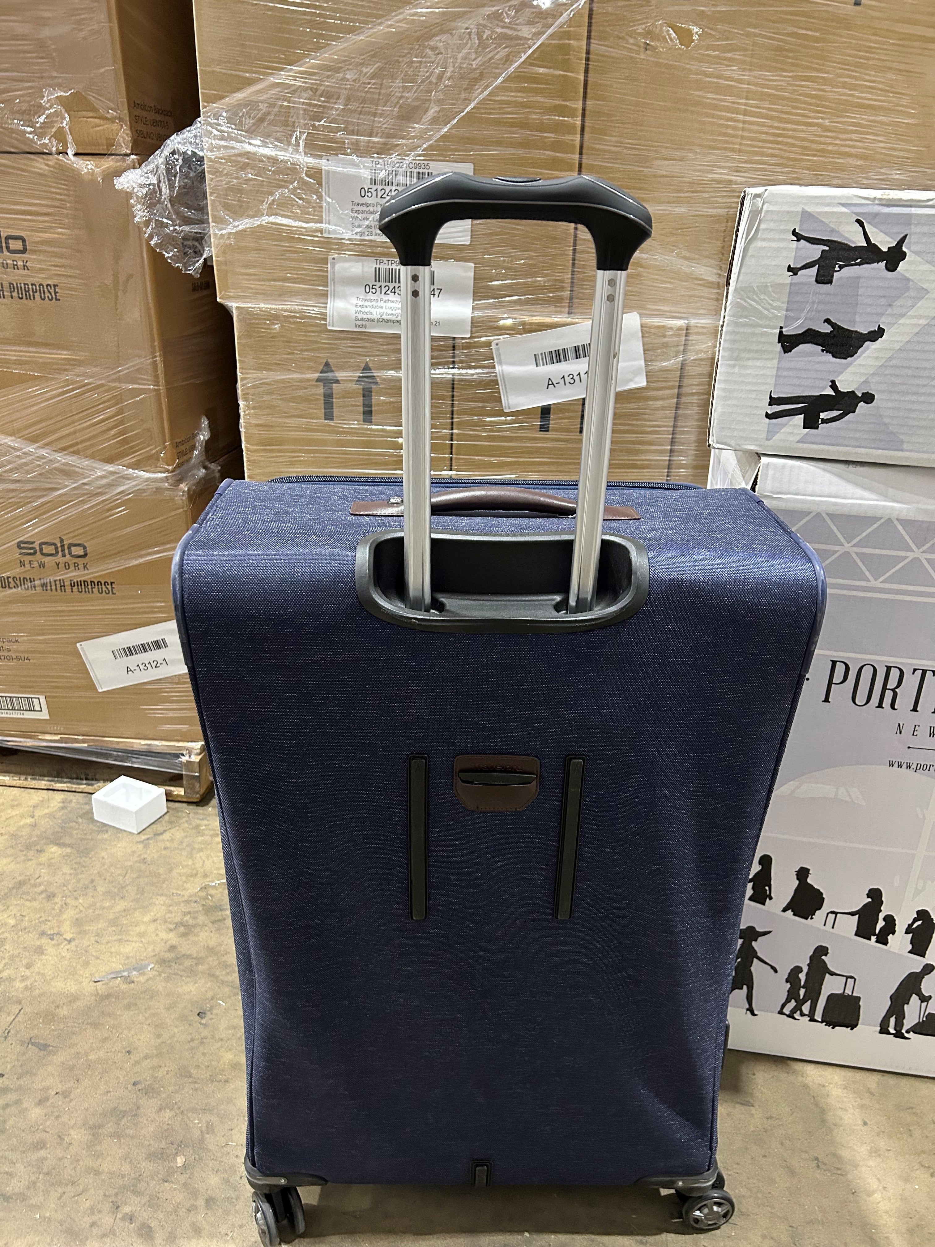 Travelpro Platinum Elite Softside Expandable Luggage, 8 Wheel Spinner Suitcase, USB Port, Suiter, Men and Women U9