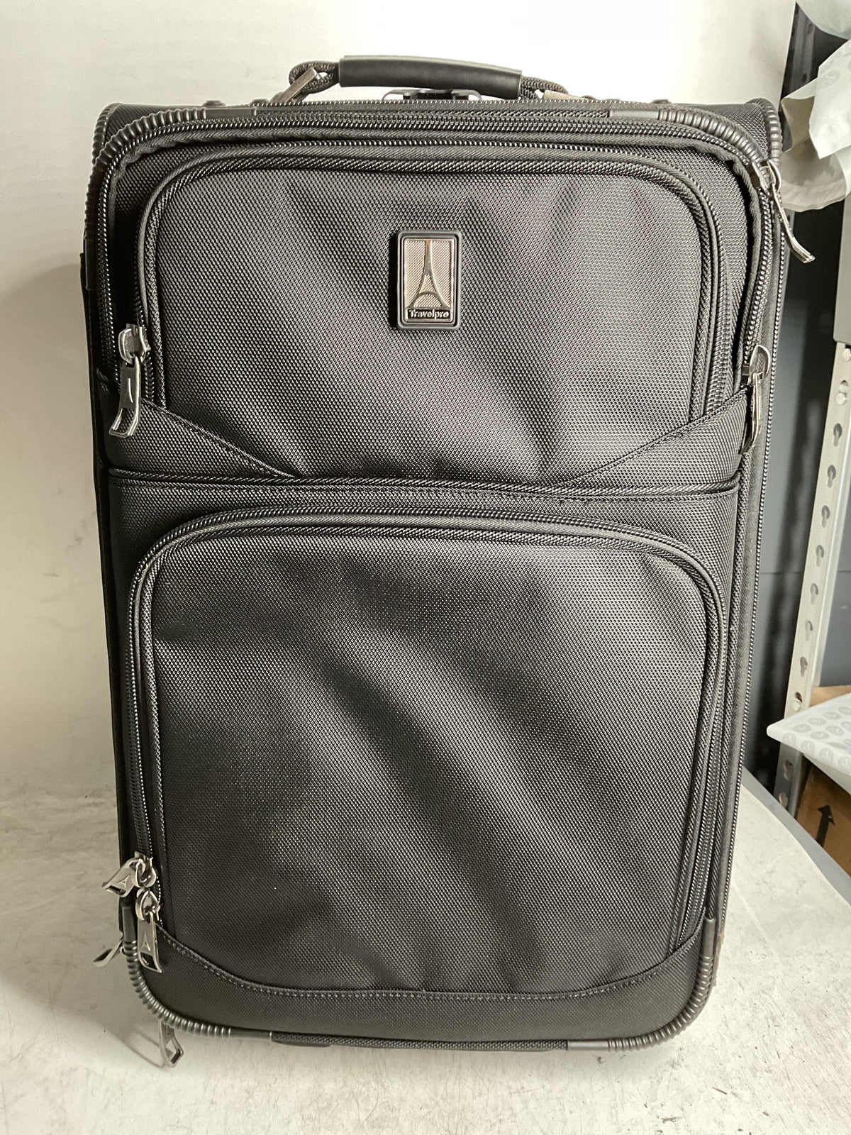 Travelpro Flight Deck 5 Carry OnU4