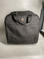 Travelpro Flight Crew 5 Underseat Carry On U1