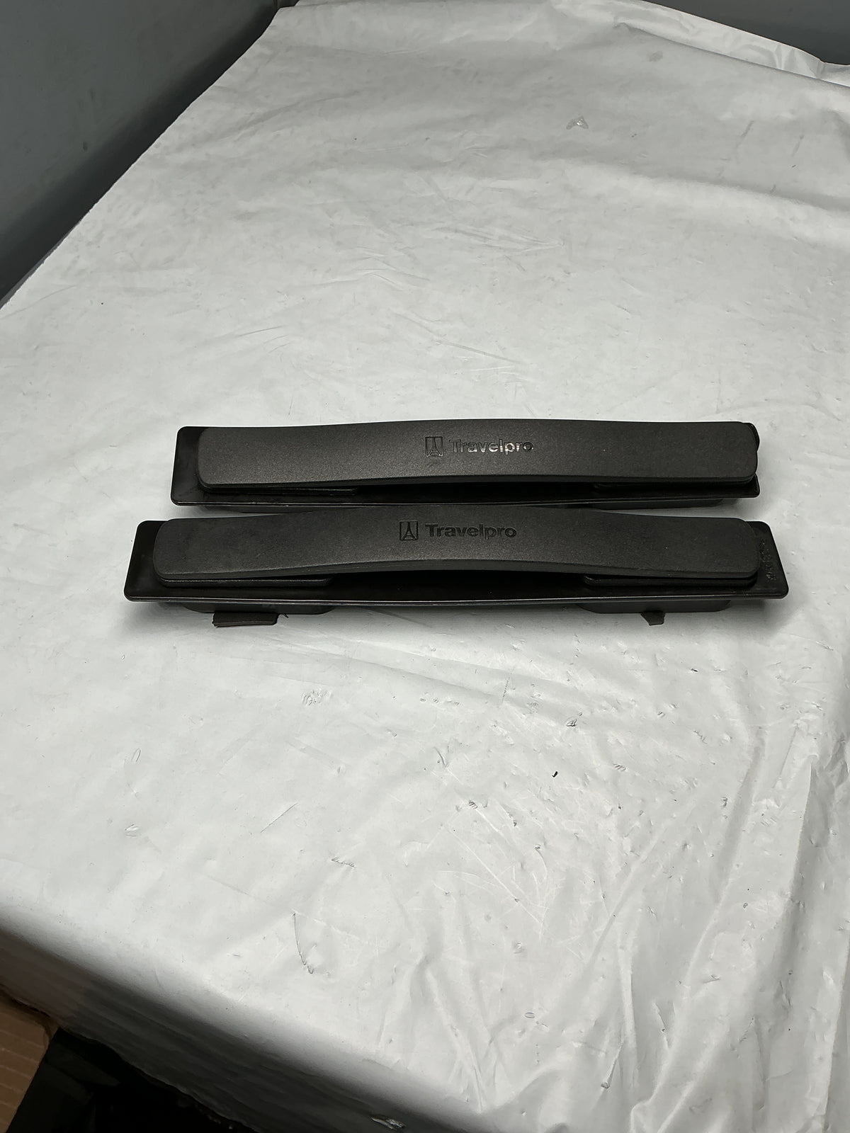 Travelpro MaxLite Air Large Set of Handles U11