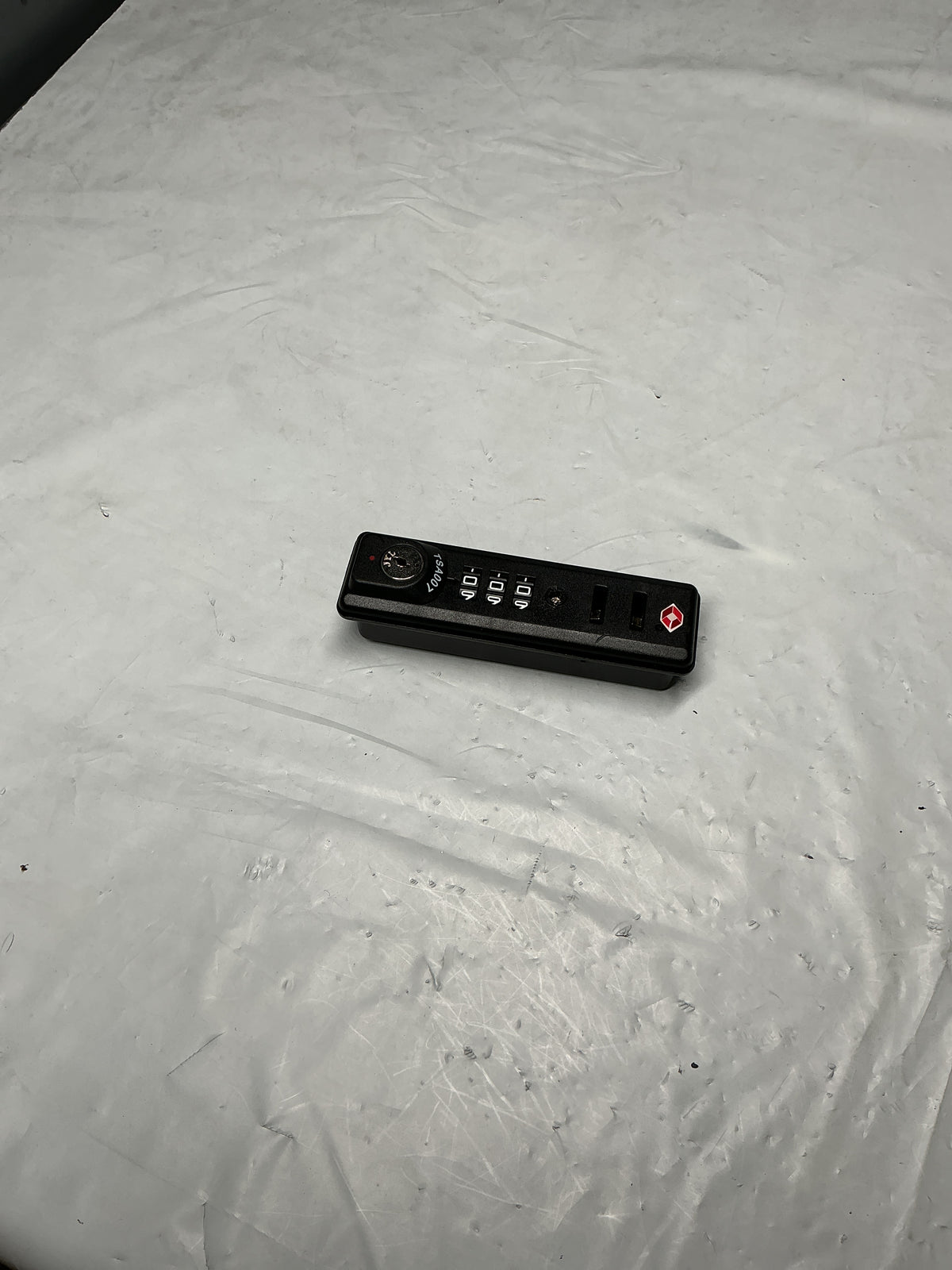Travelpro MaxLite Air Lock U8