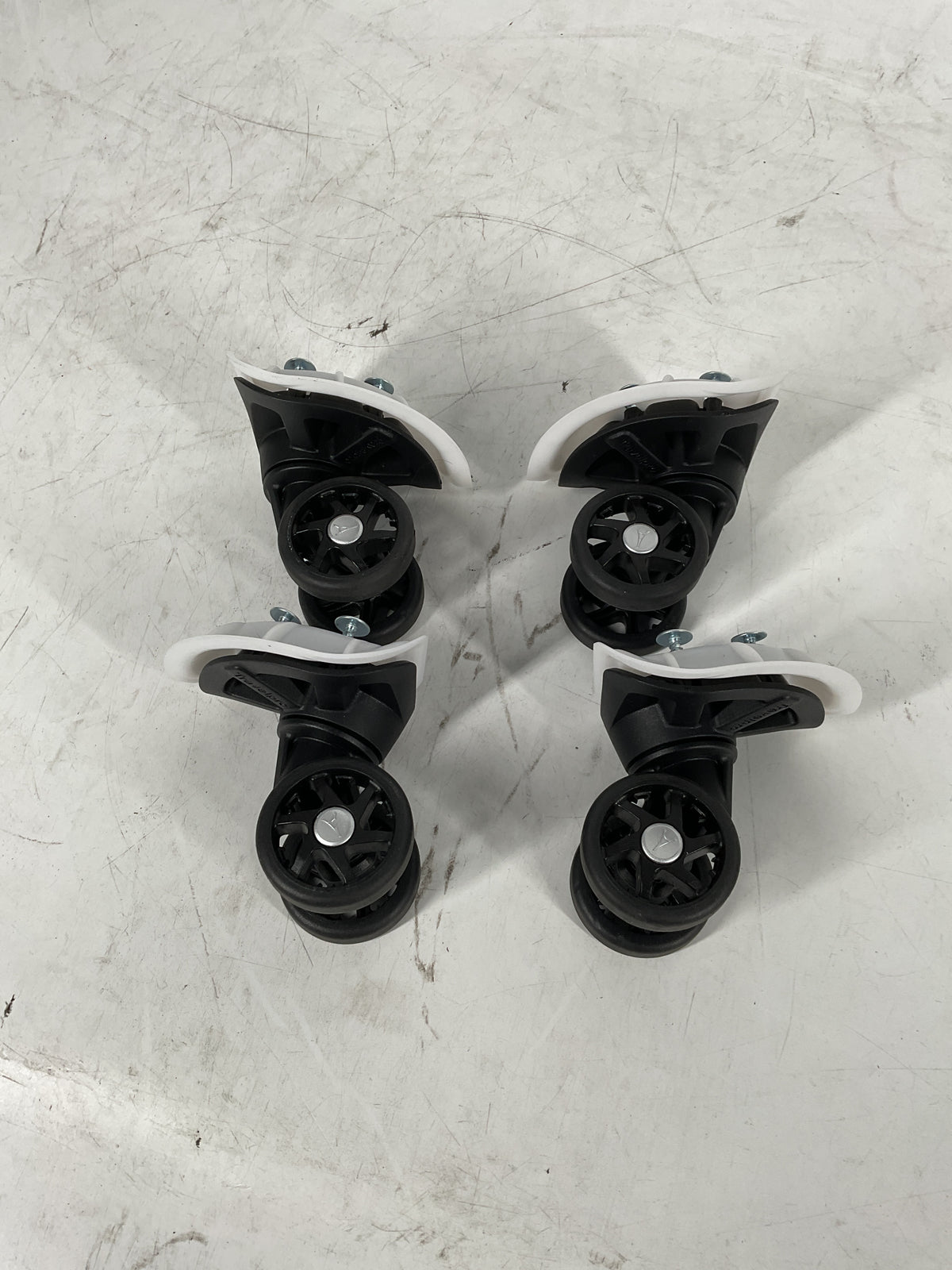 Travelpro Max Lite Air Medium Set of 4 Wheels U36