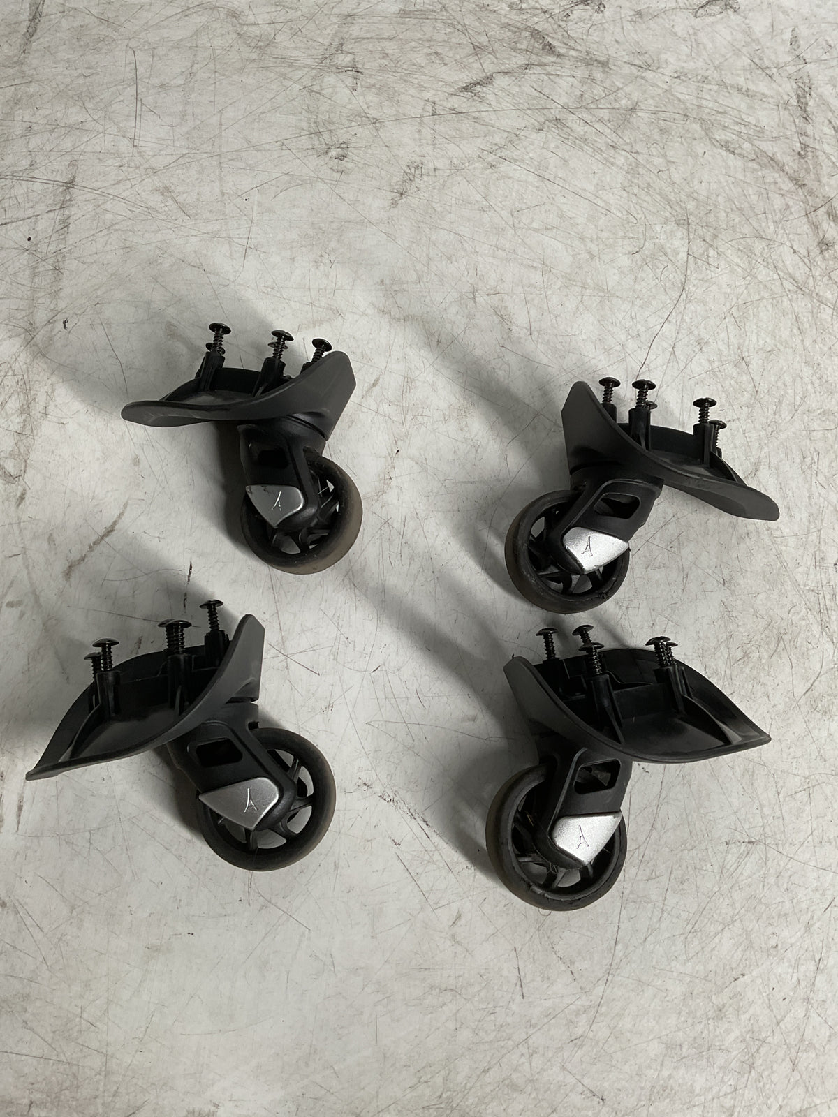 Travelpro MaxLite 5 Large Set of 4 Wheels U49