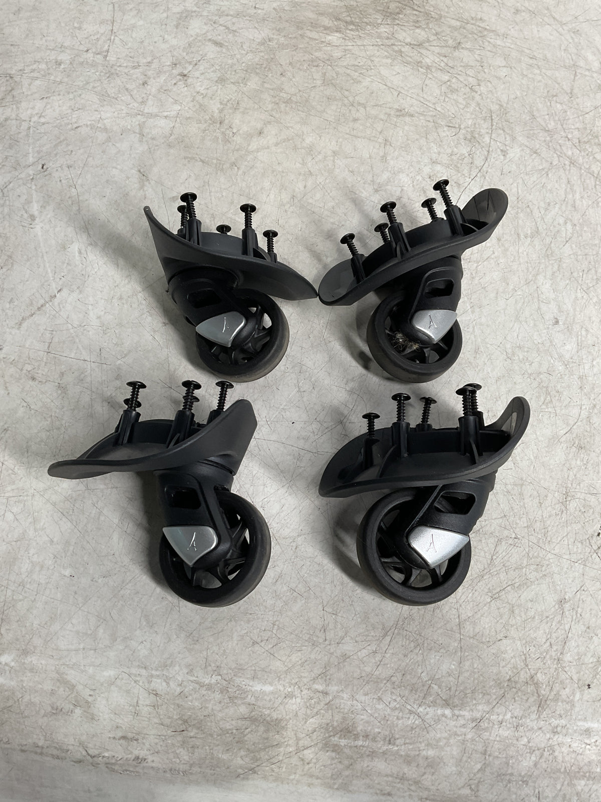 Travelpro MaxLite 5 Medium Set of 4 Wheels U53