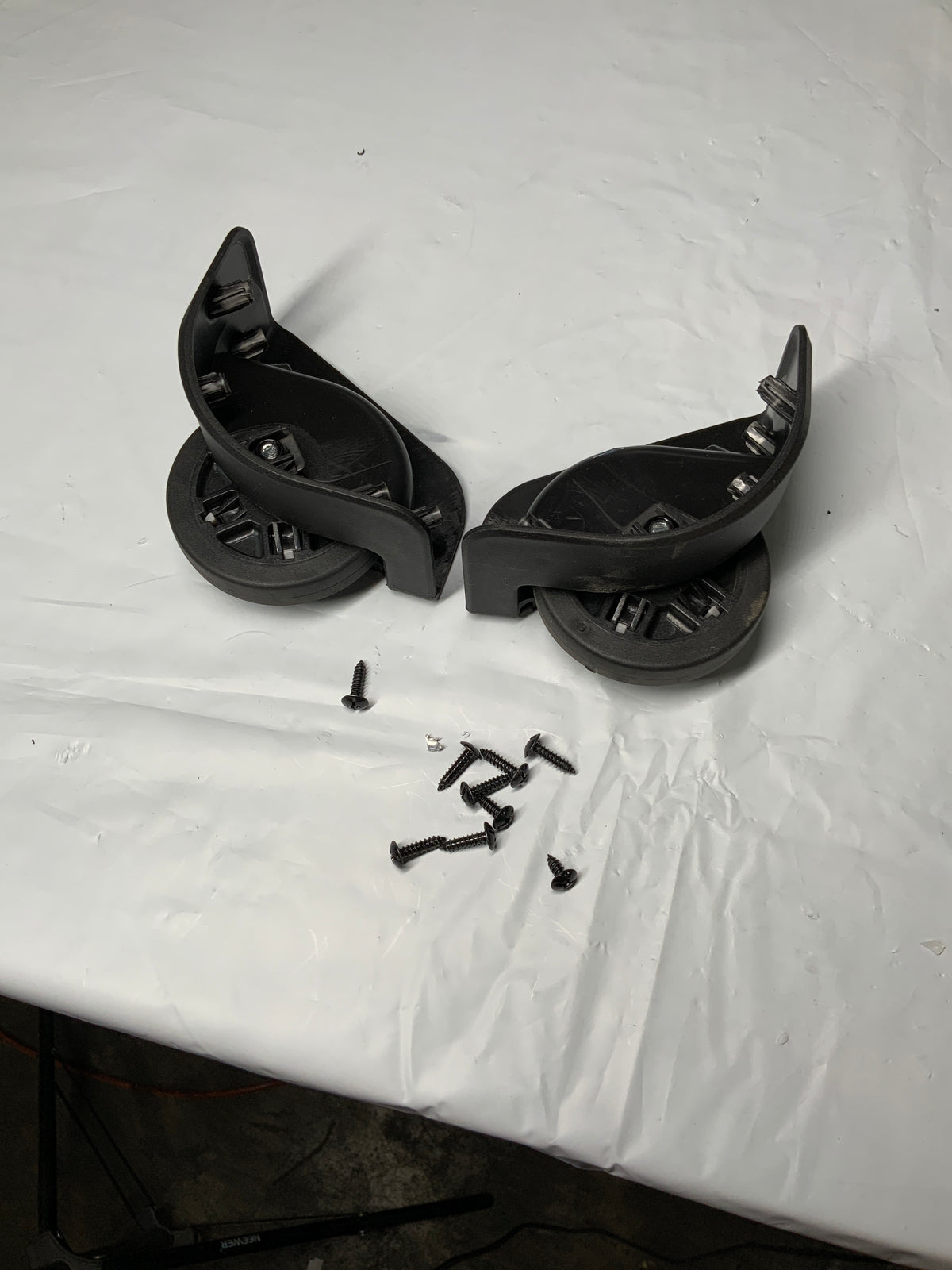 Travelpro MaxLite 5 Medium Set of Wheels U61