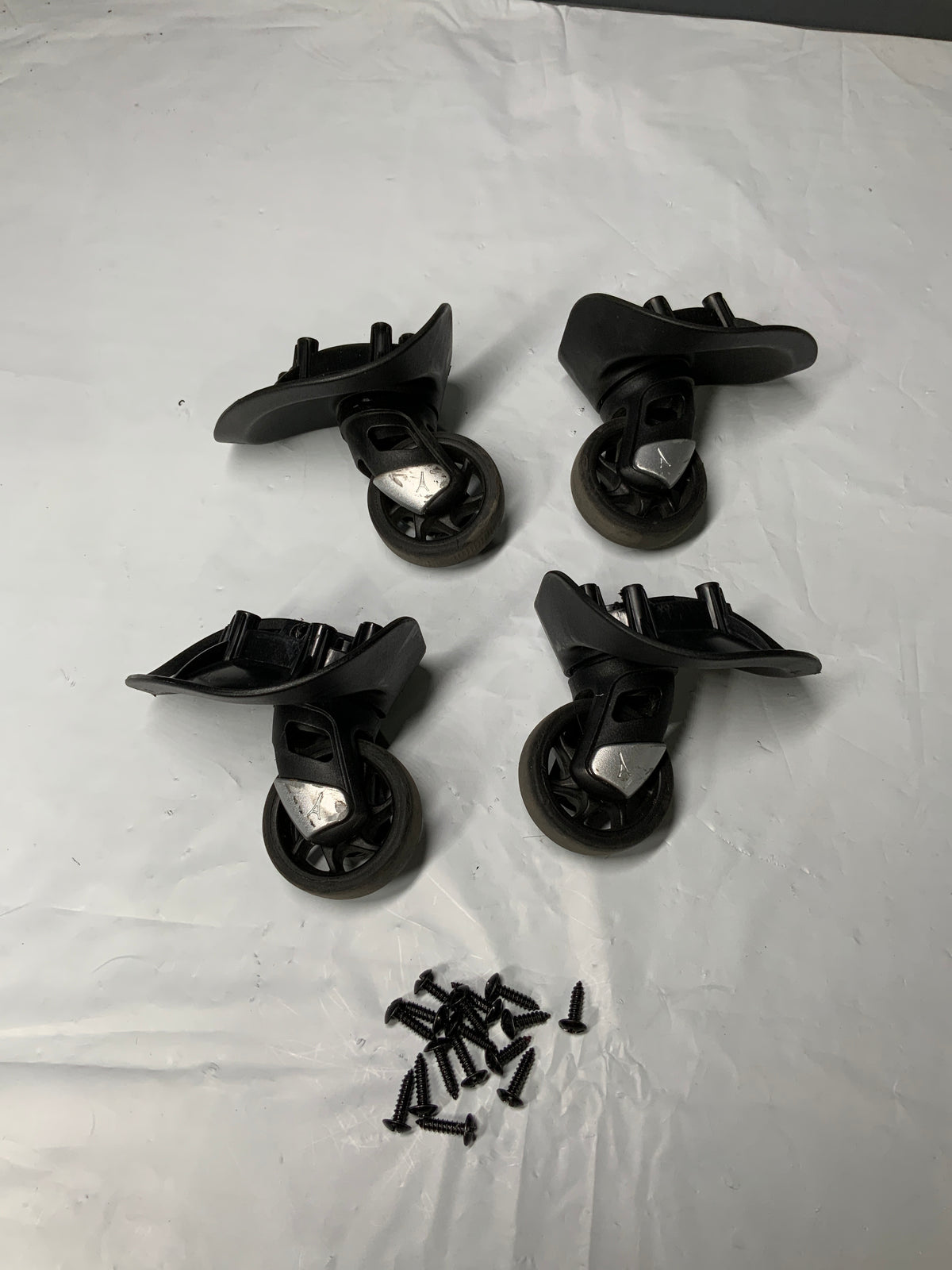 Travelpro MaxLite 5 Large Set of 4 Wheels U62