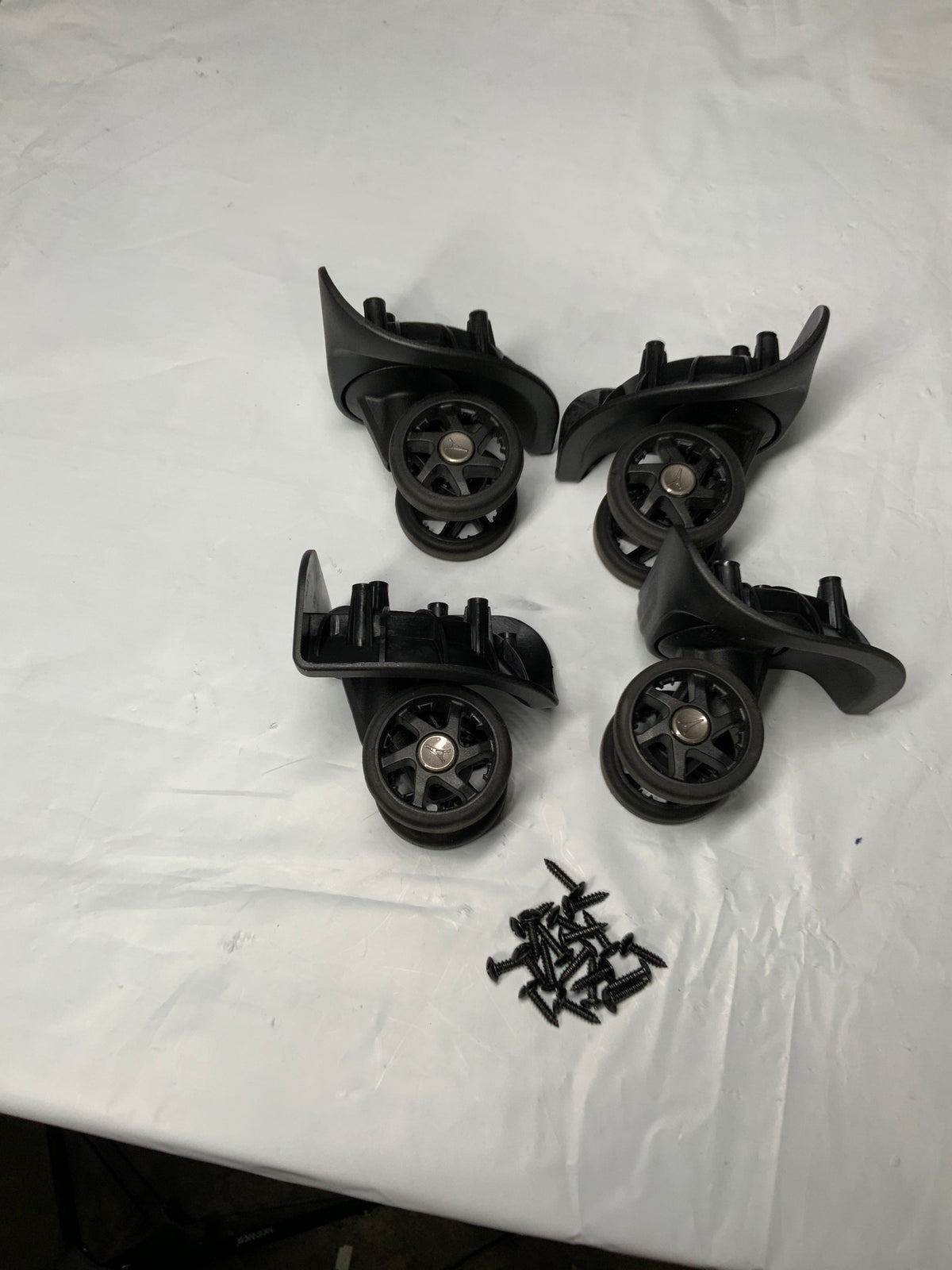 Travelpro Tourlite Medium Set of 4 Wheels U63