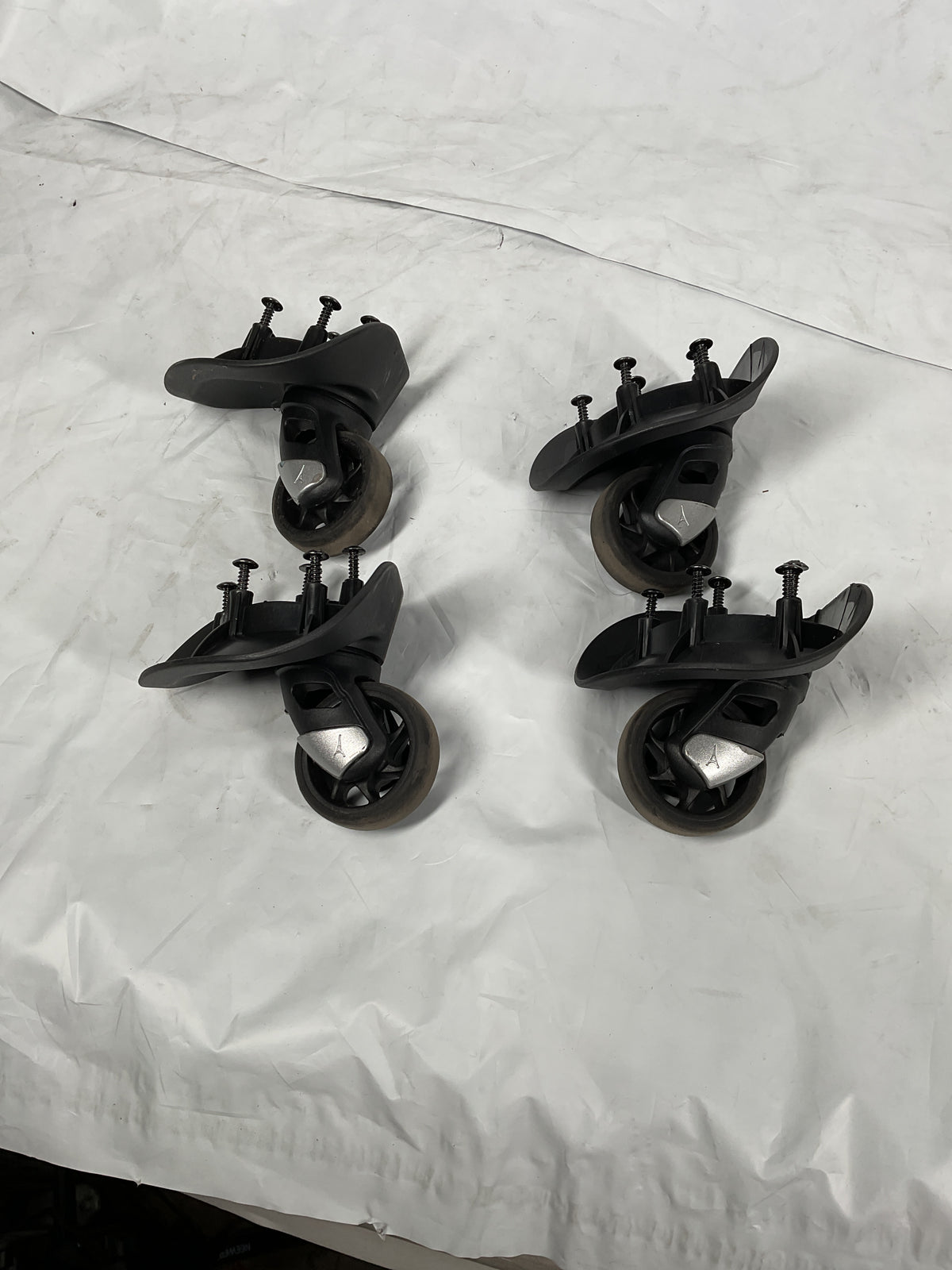 Travelpro MaxLite 5 Large Set of 4 Wheels U81