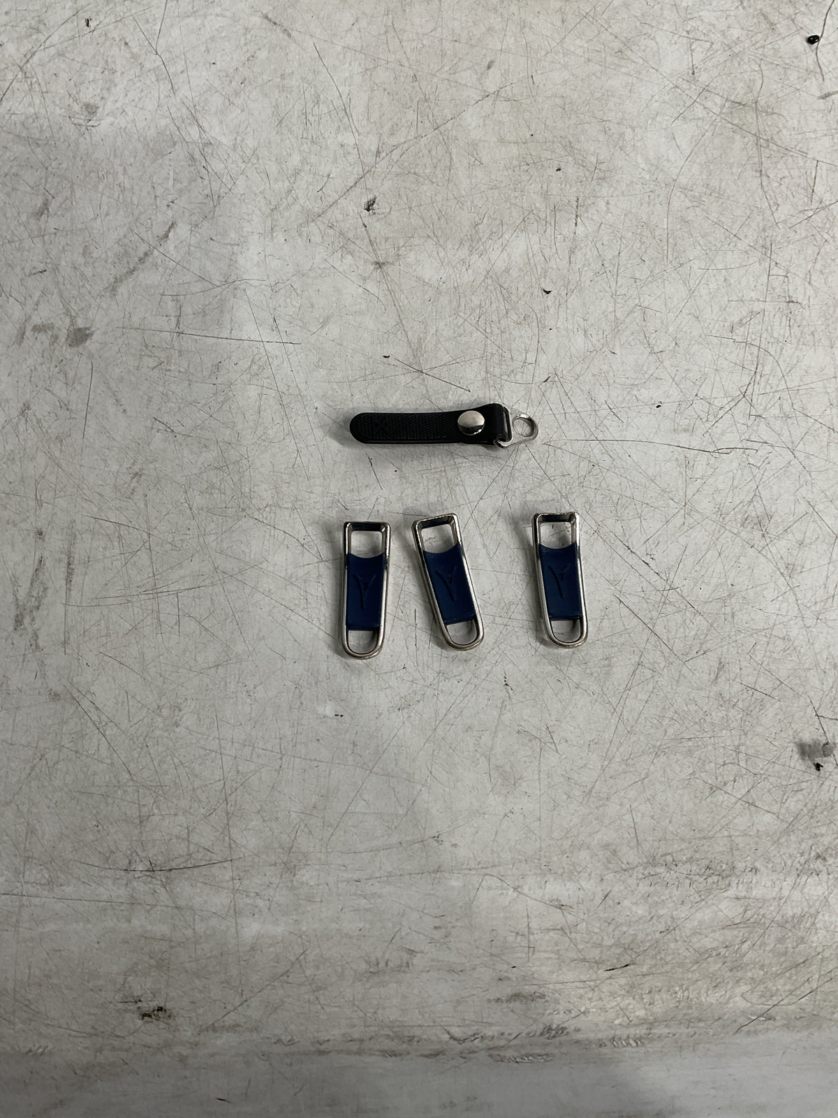 Travelpro MaxLite 5 Set of Zipper Pulls U11