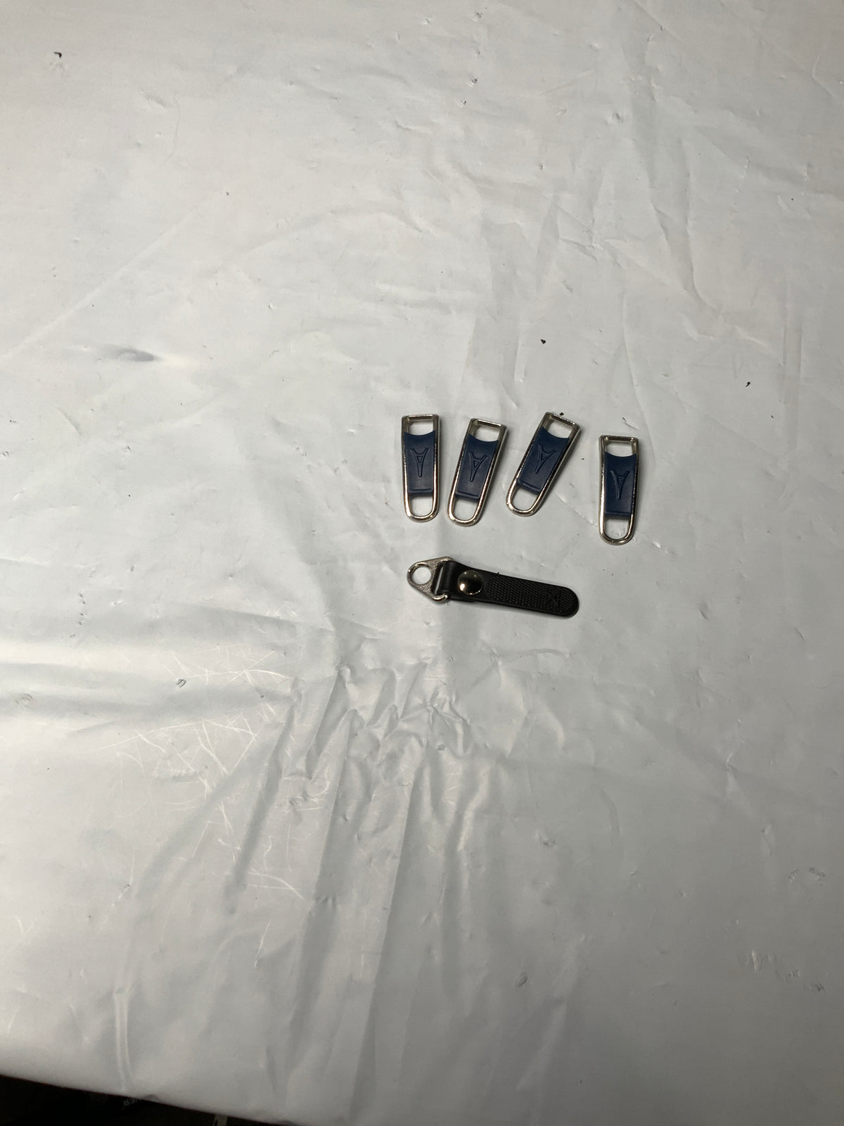 Travelpro MaxLite 5 Set of Zipper Pulls U28