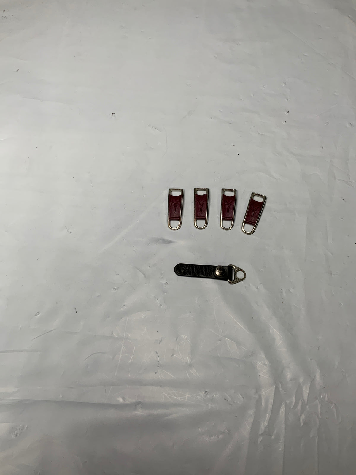 Travelpro MaxLite 5 Set of Zipper Pull U29