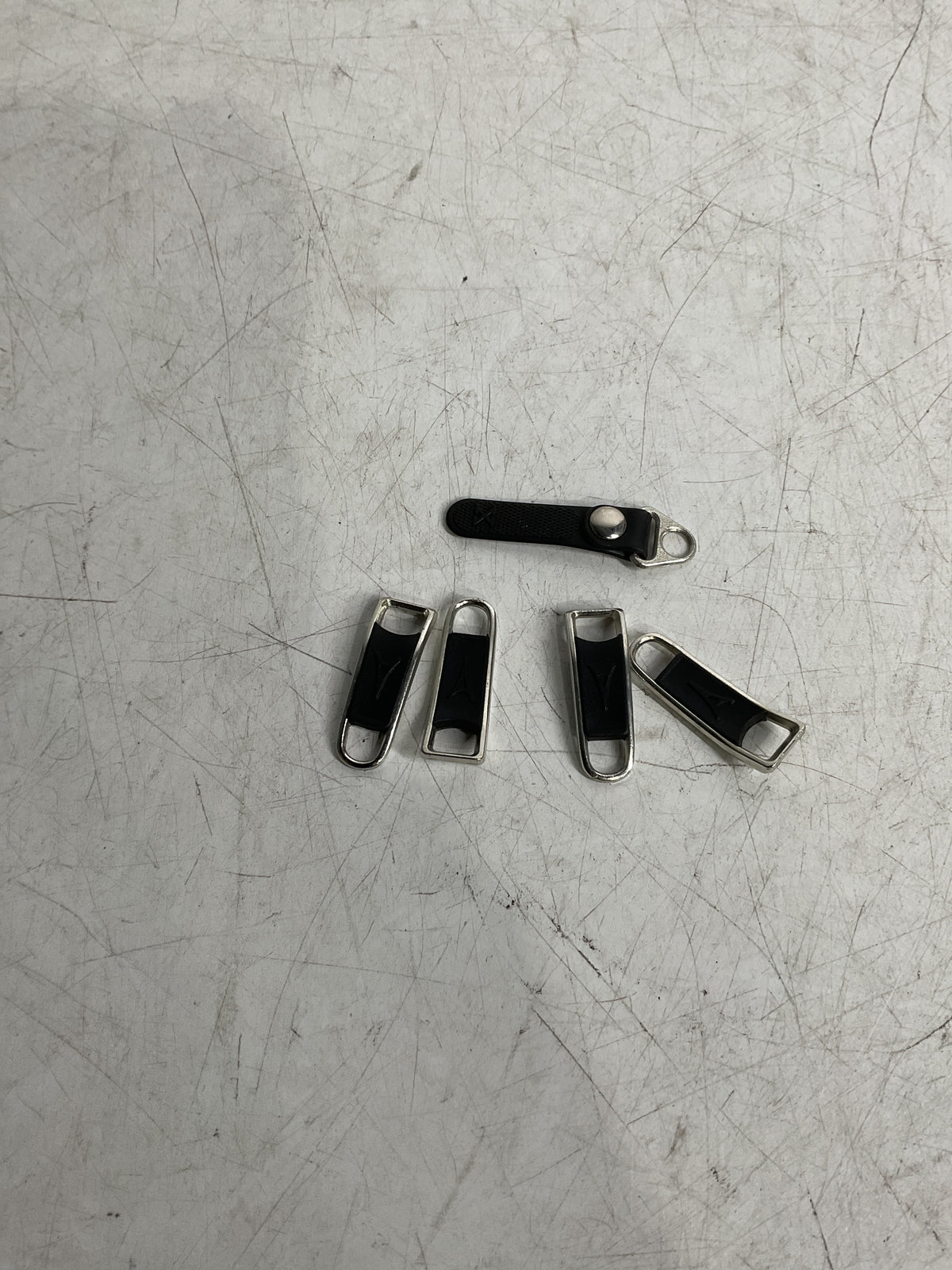 Travelpro MaxLite 5 Set of Zippet Pulls U3