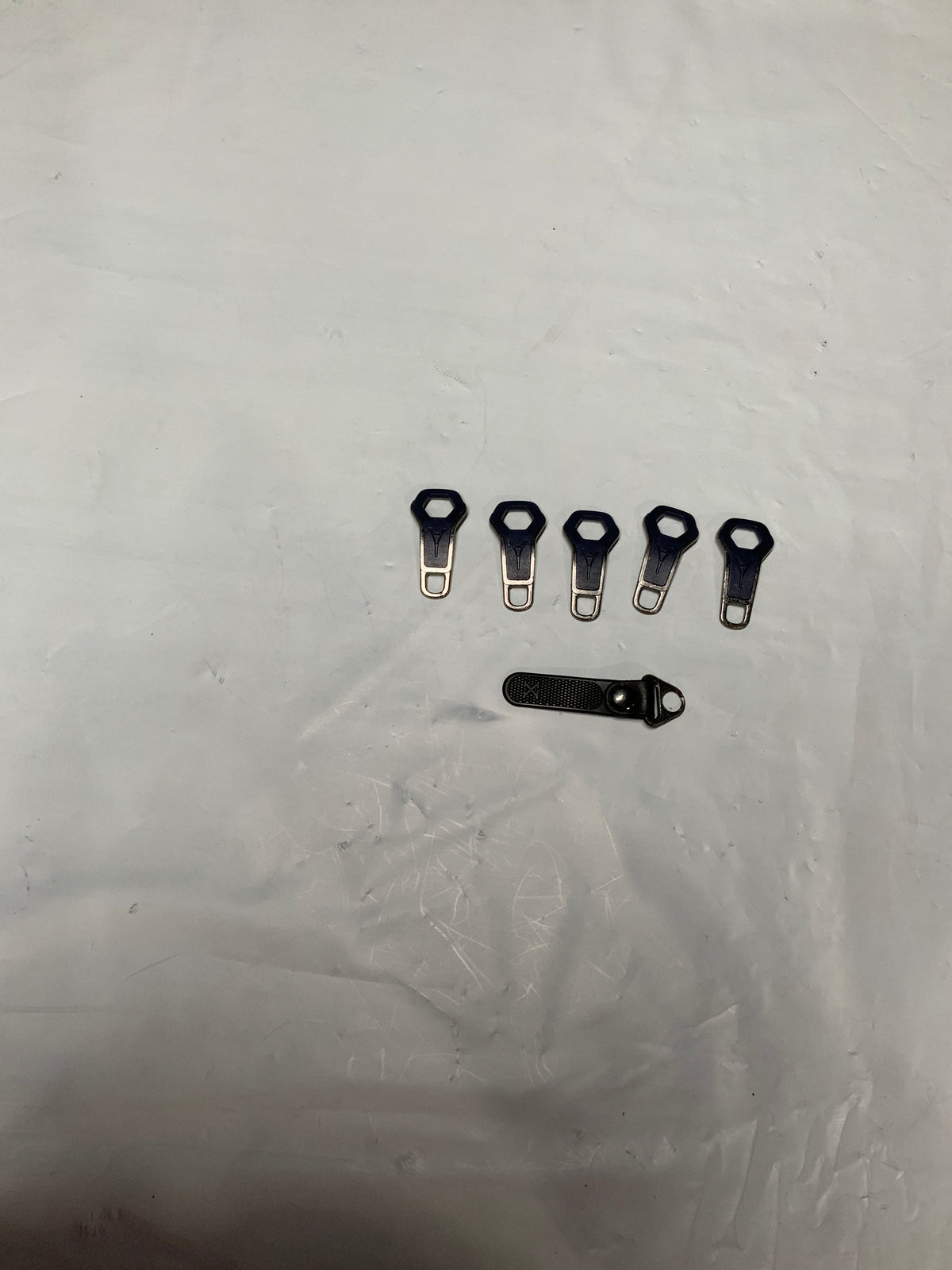 Travelpro Tourlite Set of Zipper Pulls U30