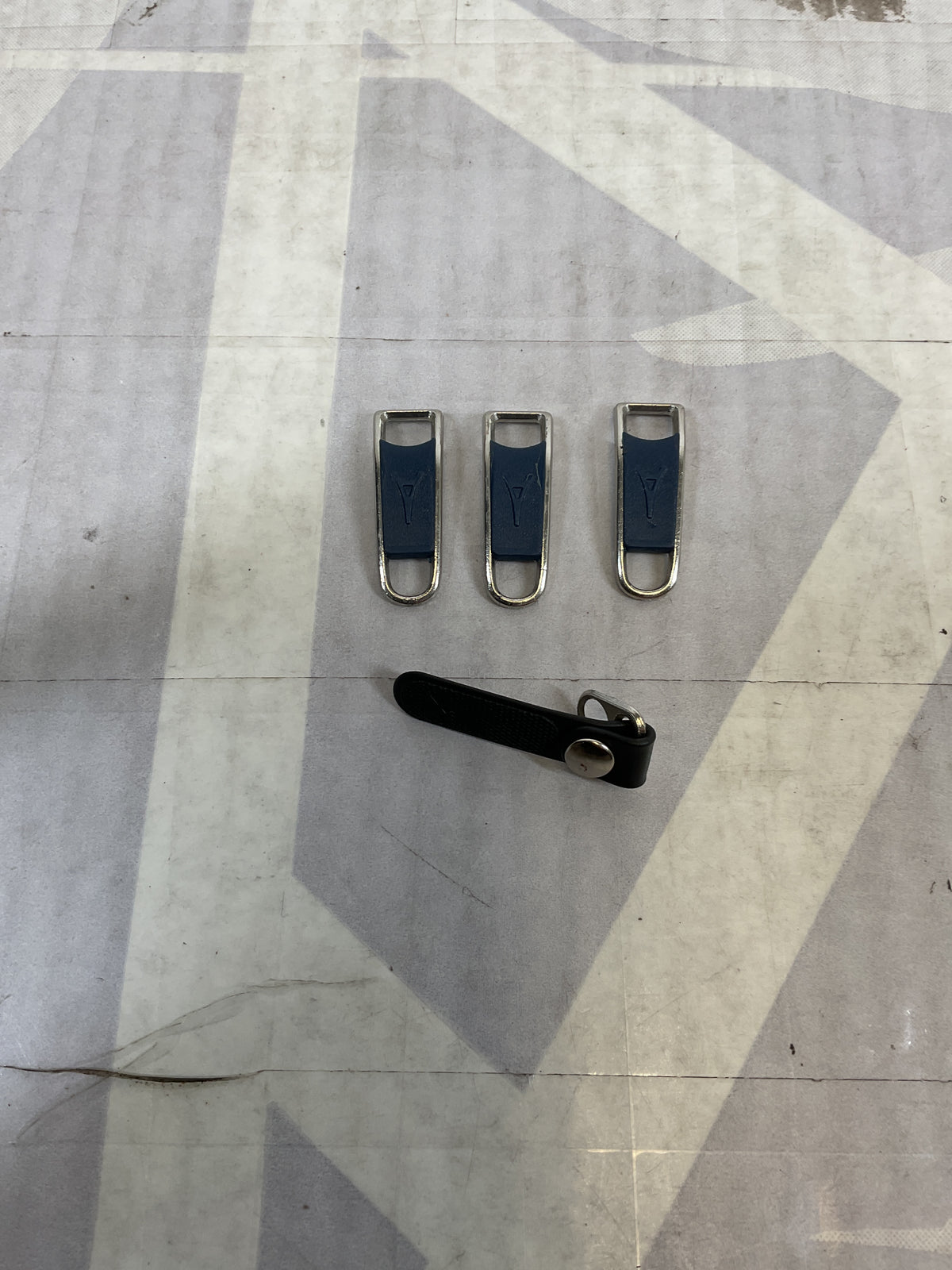 Travelpro MaxLite 5 Set of Zipper Pulls U74