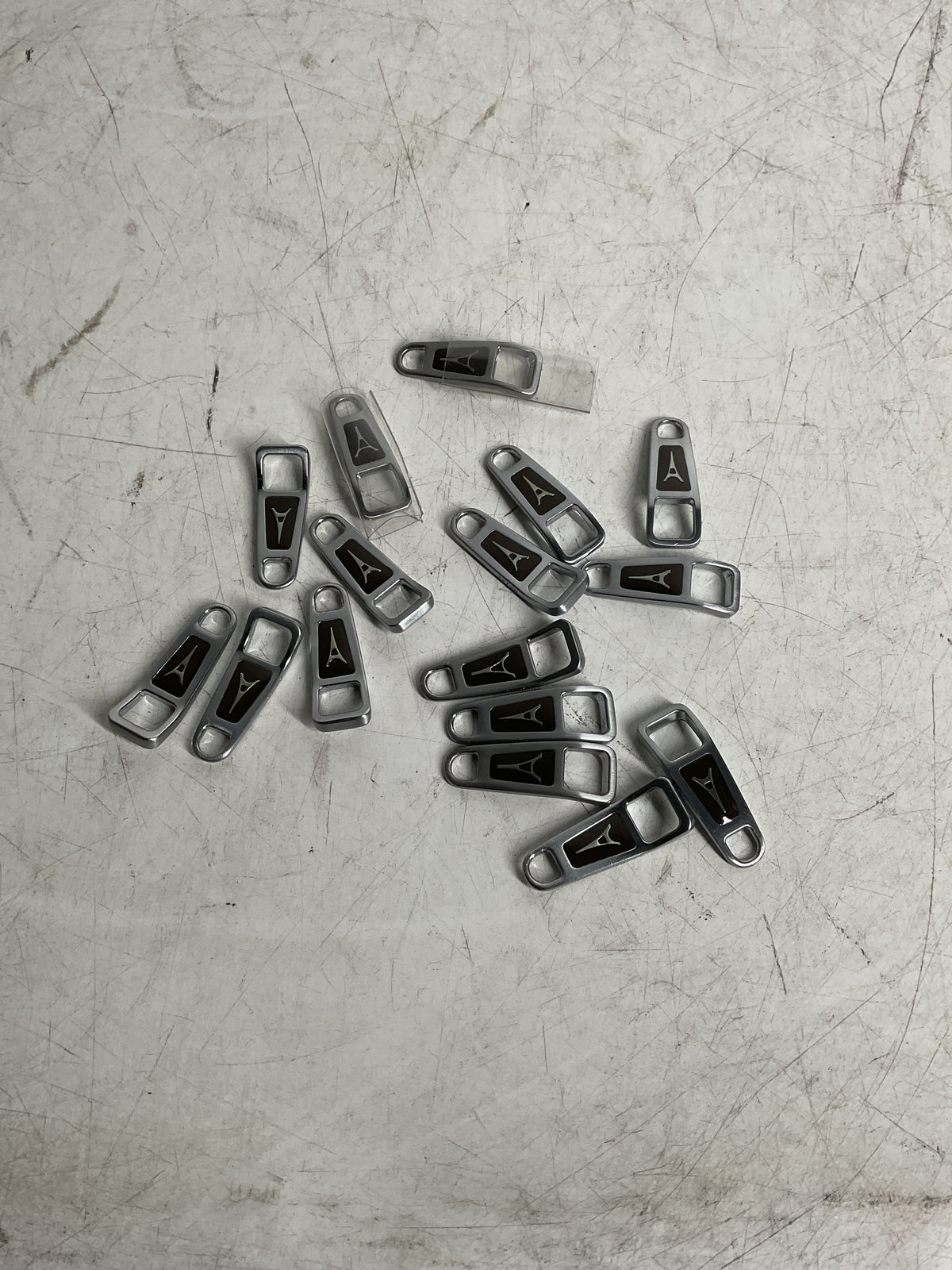 Travelpro Platinum Elite Grey Zipper Pulls U1