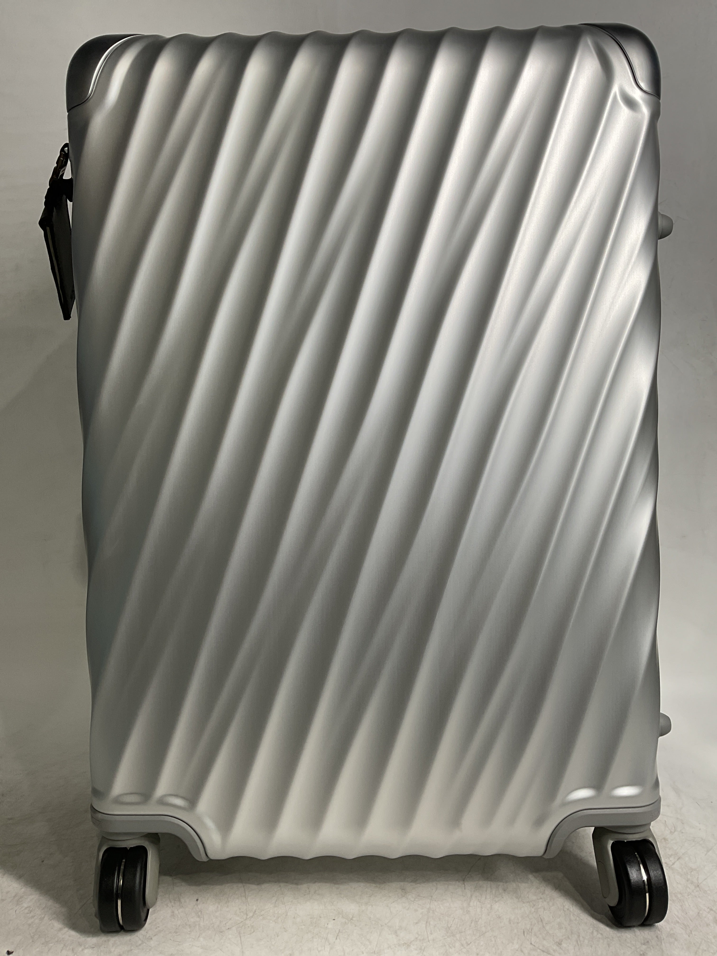 TUMI 19 Degree Aluminum Short Trip Packing ( Silver , One Size ) Silver One Size U1