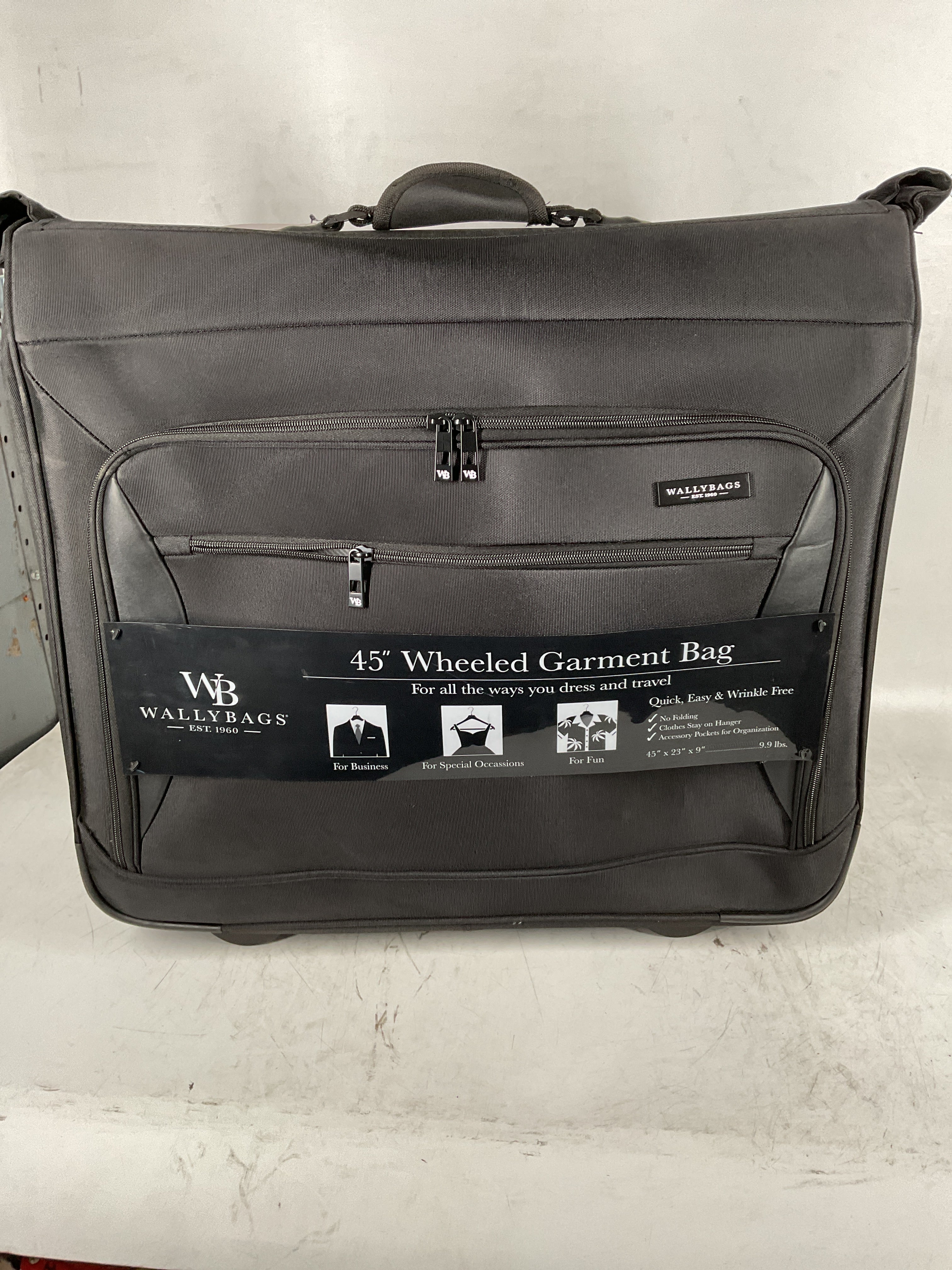 WallyBags® 45” Premium Rolling Garment Bag with multiple pockets Black One Size U6