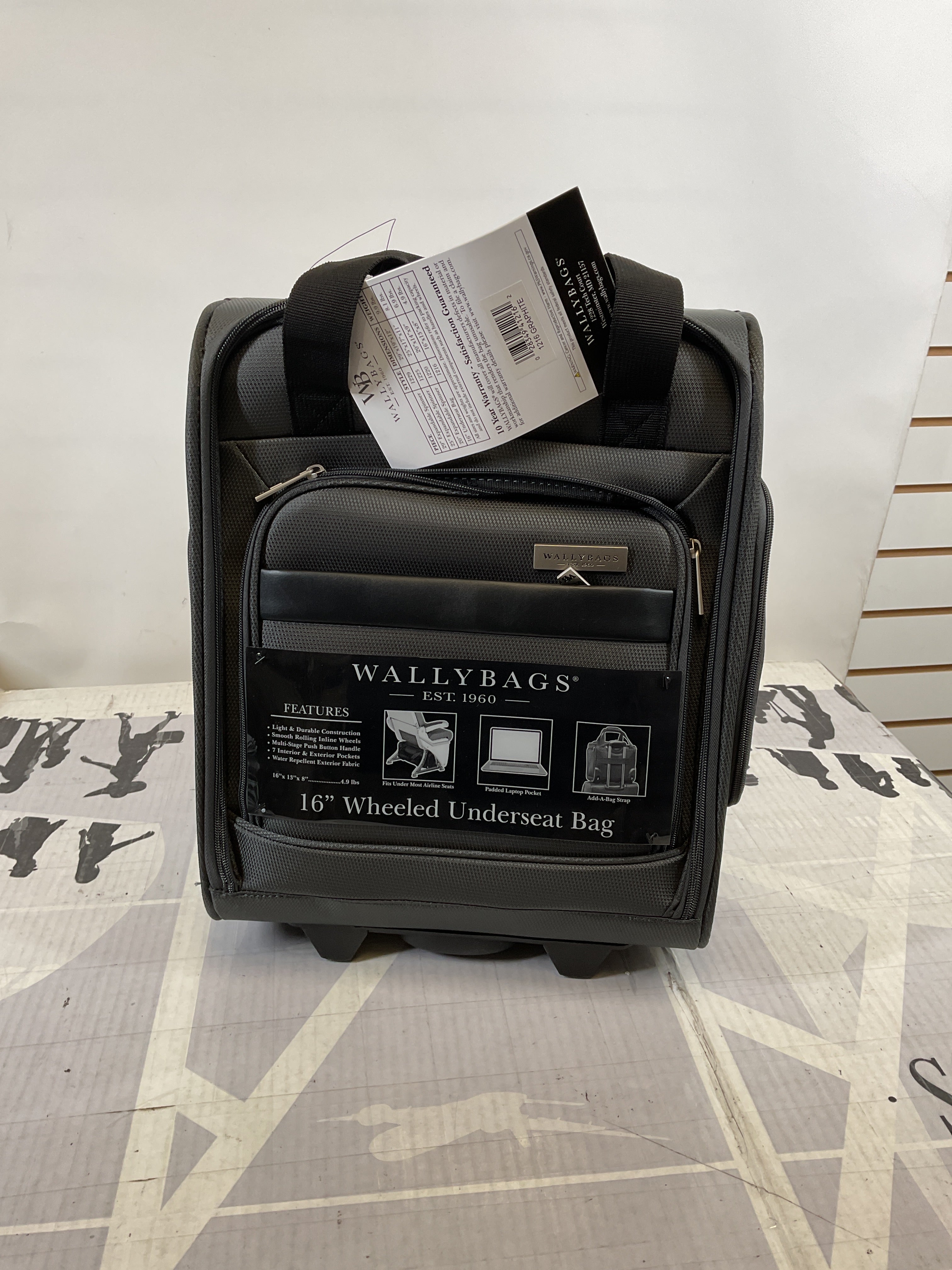 WallyBags Stratford Luggage, 16-Inch Under Seat Bag ( Graphite , 16-Inch Under Seat Bag ) Graphite 16 Inch Under Seat Bag U2