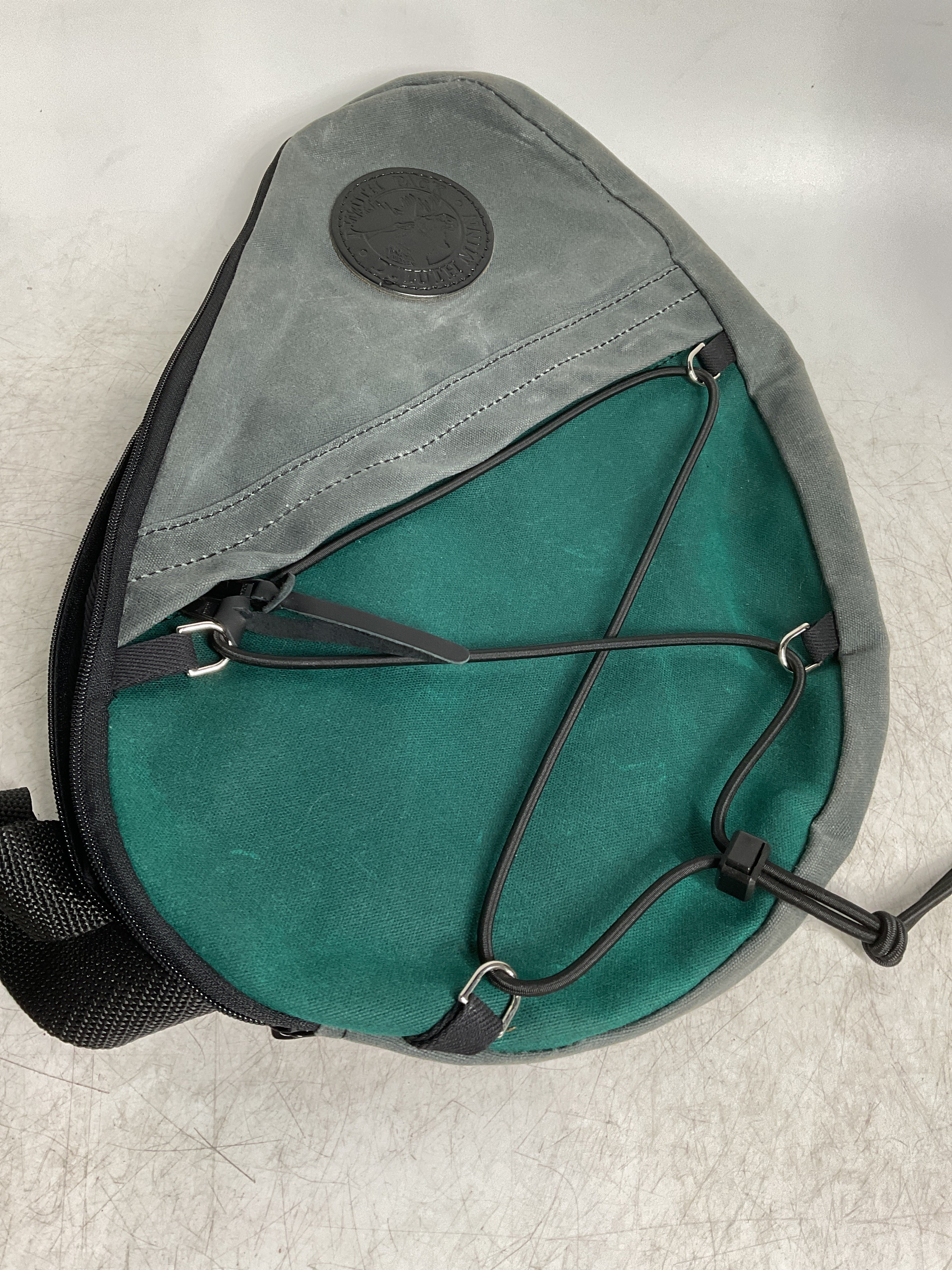 Duluth Pack Duluth Minn Unisex Crossbody Travel Hiking Camping Port City Sling ( Dark Emerald , One Size ) Dark Emerald One Size U1