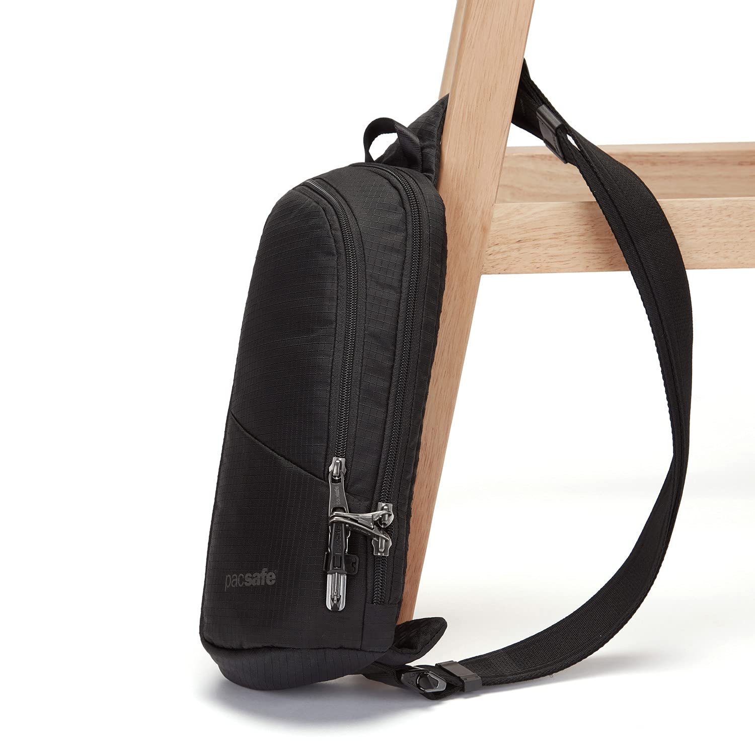 Pacsafe Vibe 150 Sling Pack ( Jet Black , One Size ) Jet Black One Size U1