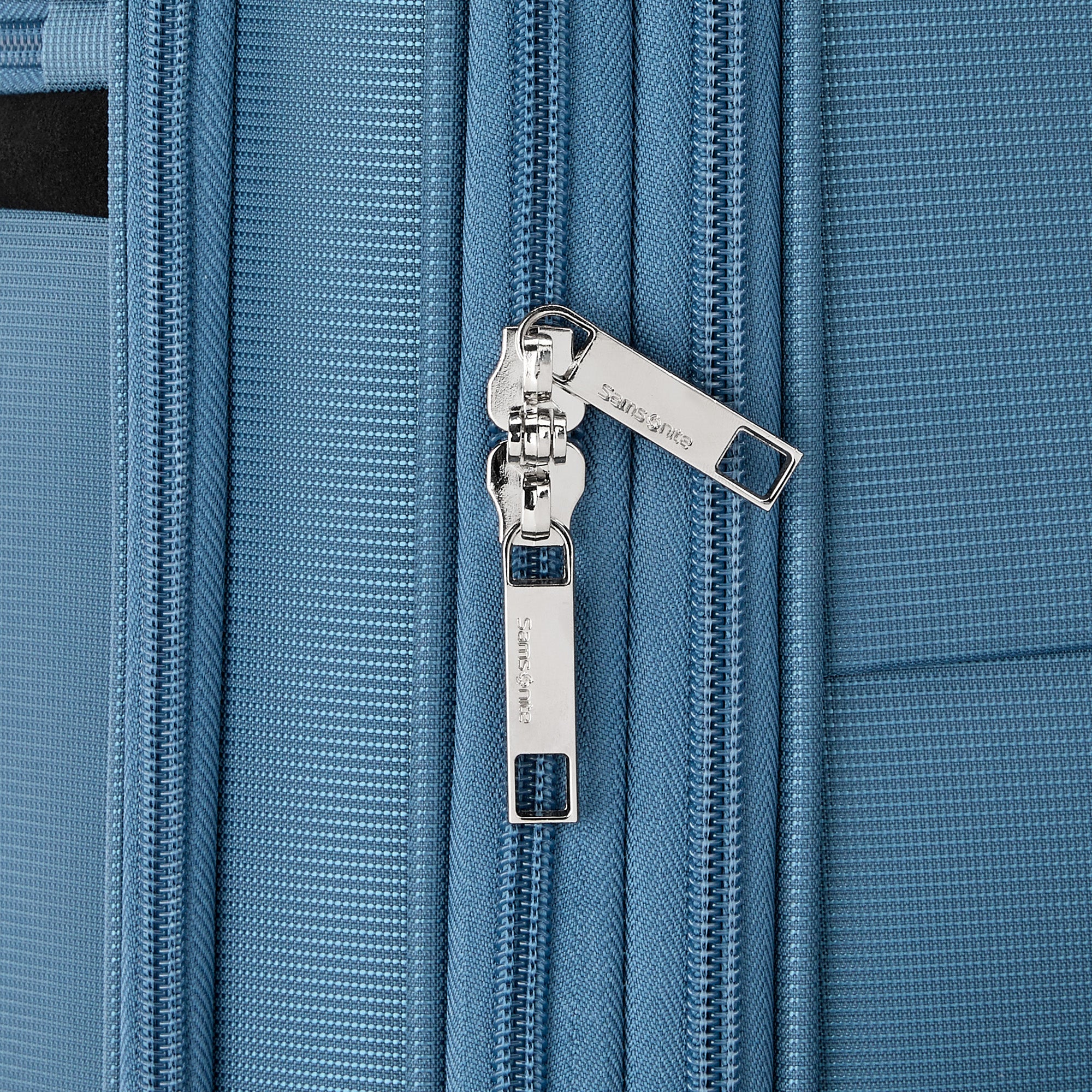 Samsonite Element Carry-On Soft-Sided Expandable 21-Inch Suitcase: Airline Approved for Most Major Airlines, Durable, 360 Spinner Wheels, Adjustable Handle, 2 Front & Side Pocket ( Captains Blue , 21-Inch Carry-On ) Captains Blue 21 Inch Carry O U13
