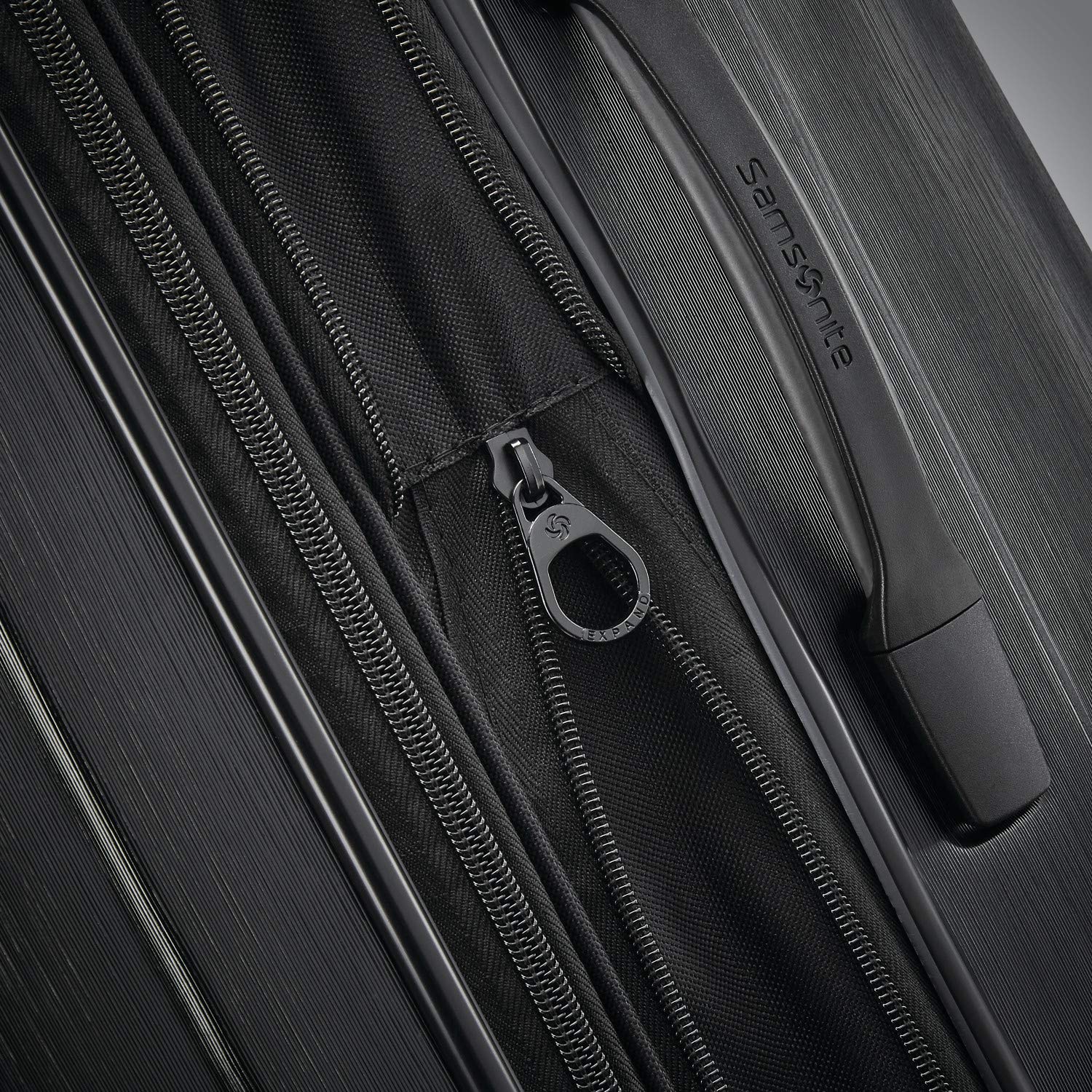 Samsonite Centric 2 Expandable Hardside Luggage Set with Dual Spinner Wheels U1