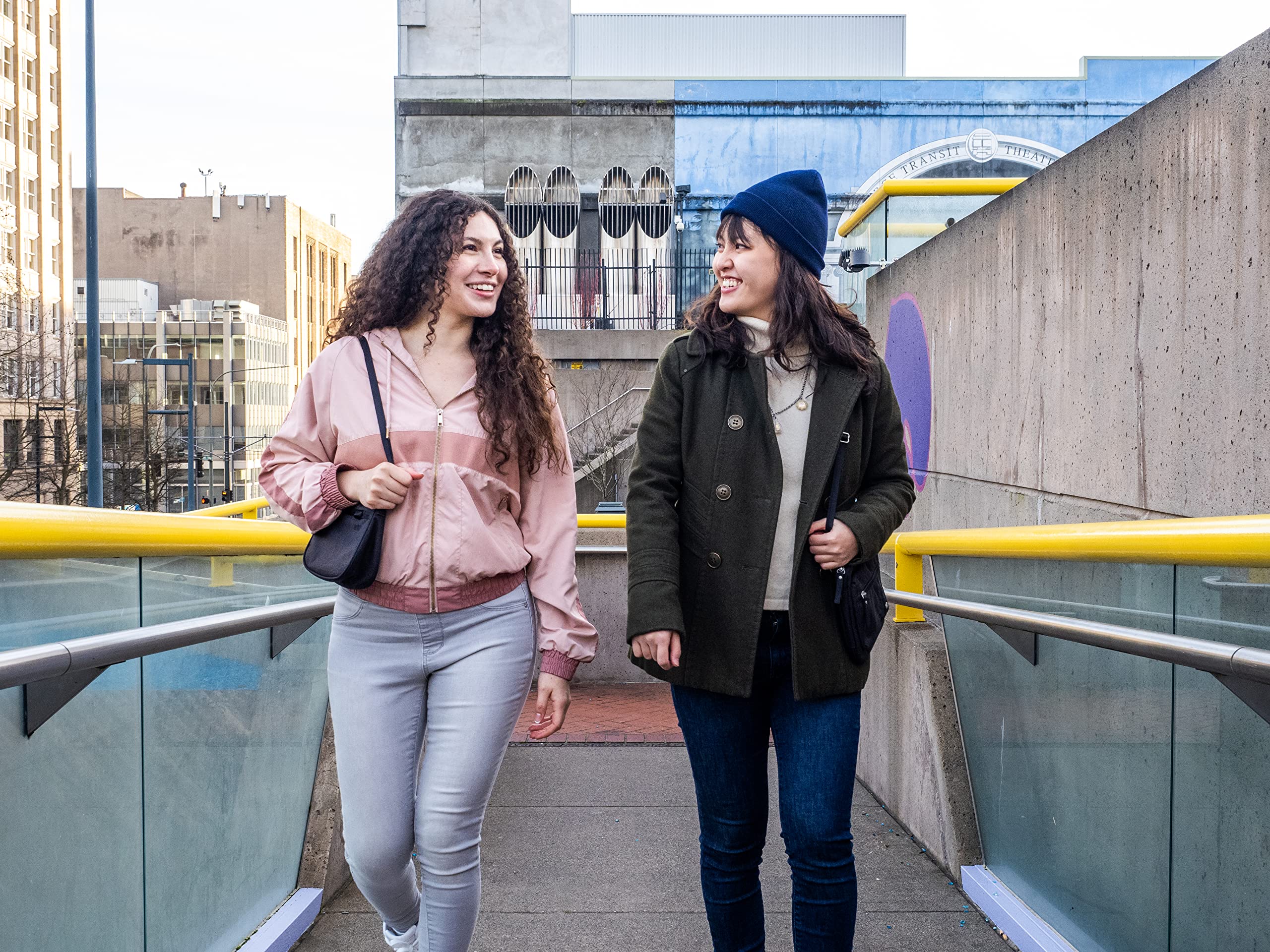 Haiku Lark ( Black in Bloom , One Size ) Black in Bloom One Size U1