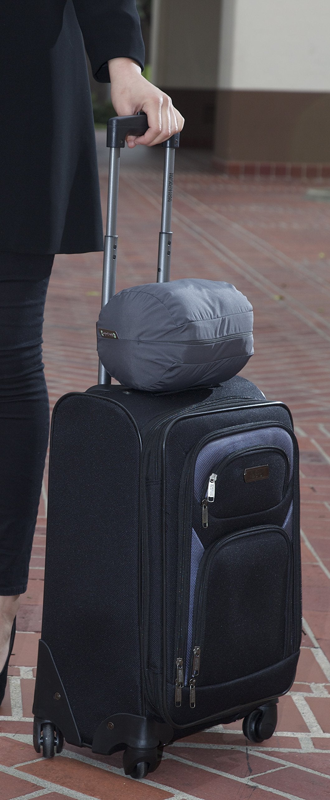 Kuhi Comfort Original Travel Pillow 2 Luxurious Cushions that Cradle Your Head on the Sides Comes in Convenient Carry Case ( Brown , One Size ) Brown One Size U3