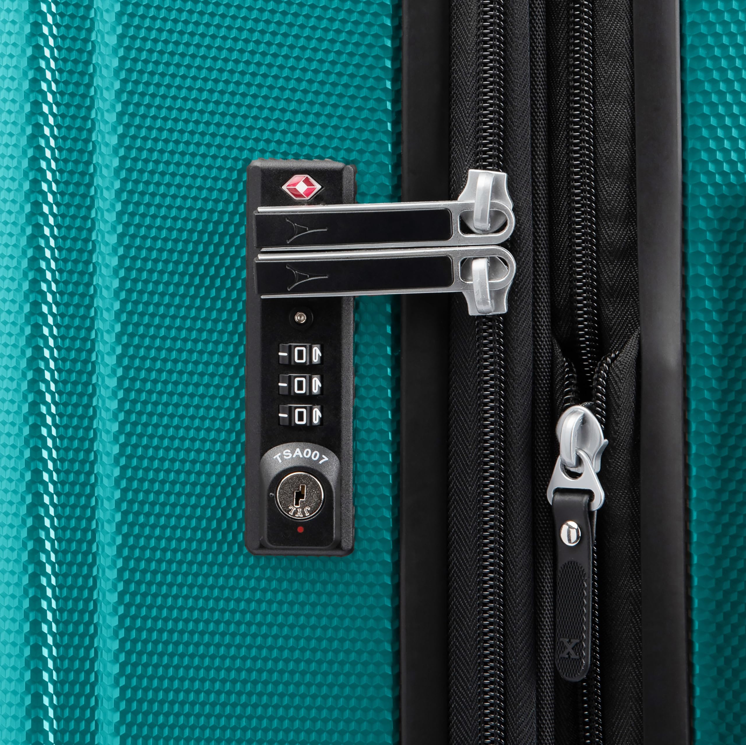 Travelpro Pathways 3 Hardside Expandable Luggage, 8 Spinner Wheels, Lightweight Hard Shell Suitcase U1