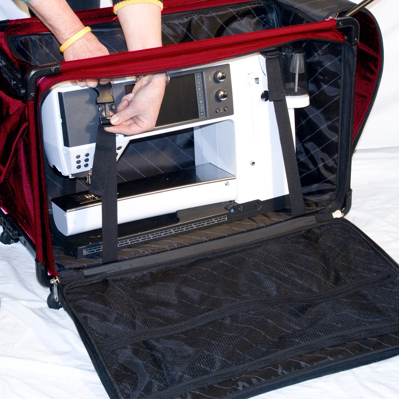 Tutto Machine On Wheels Red 24 Inch U5