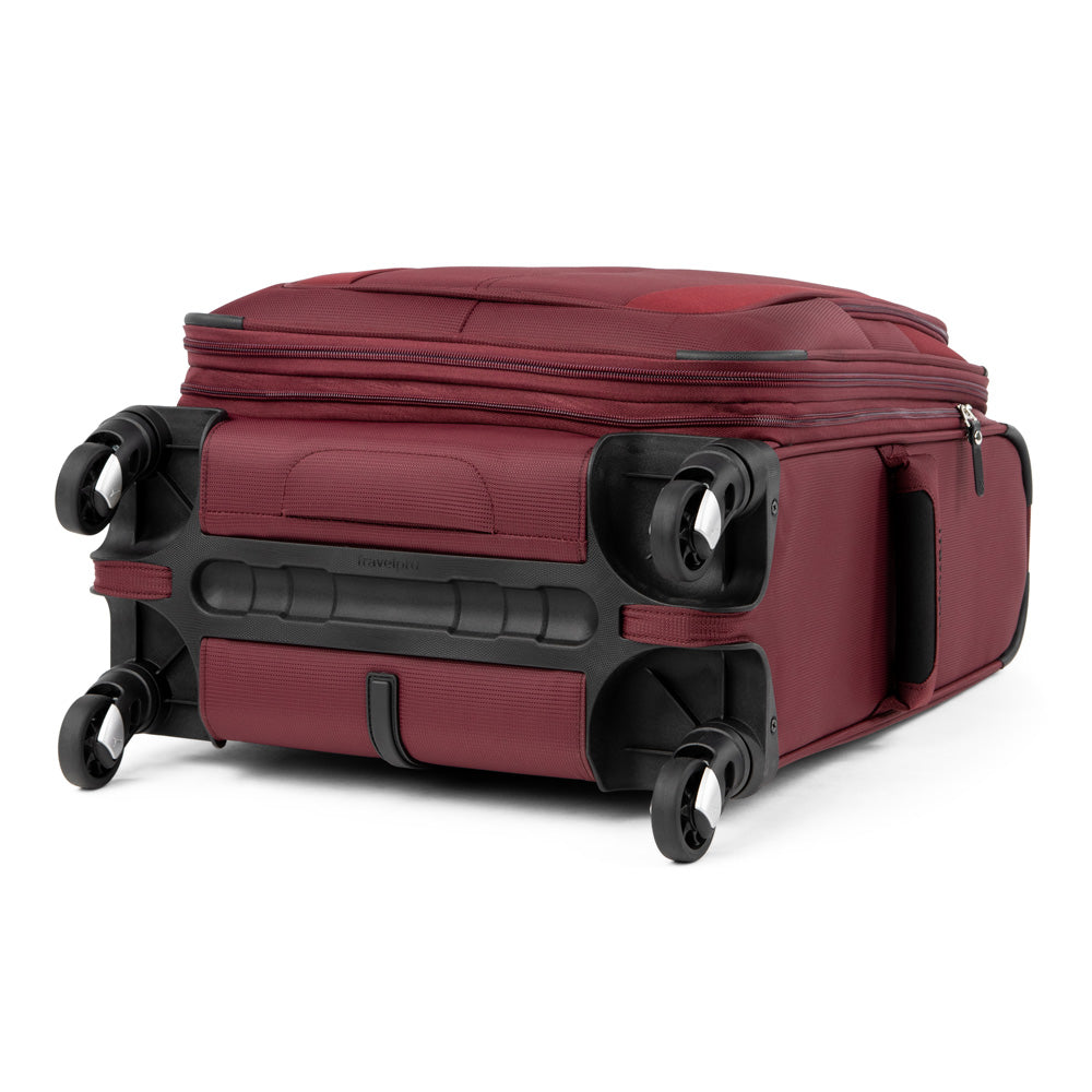 Travelpro Maxlite 5 Softside Expandable Luggage with 4 Spinner Wheels, Lightweight Suitcase, Men and Women U5