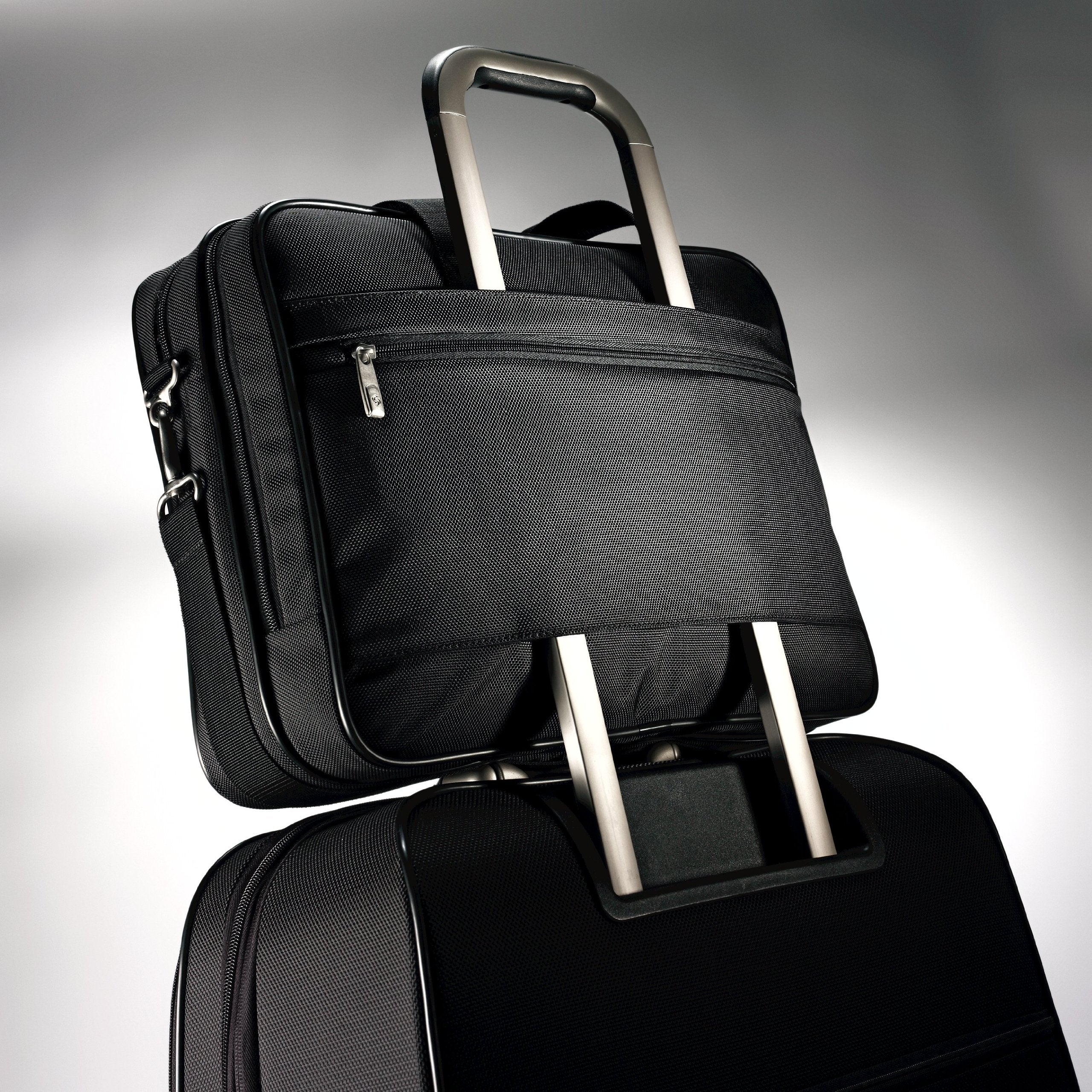 Samsonite Classic Business 3 Gusset Business Case ( Black , One size ) Black One Size U1