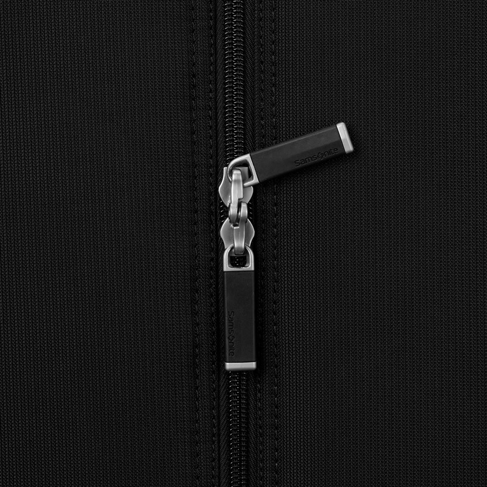 Samsonite Silhouette 18 Spinner Garment Bag ( Black , One Size ) Black One Size U3