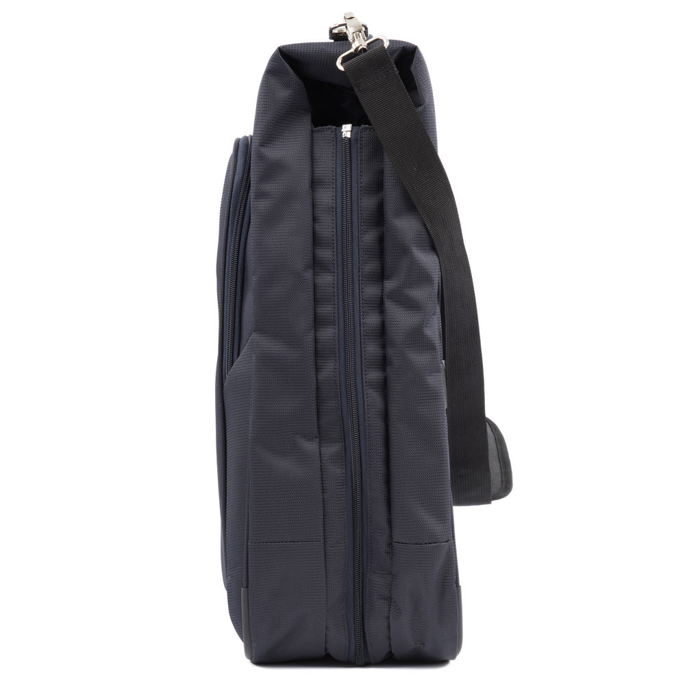 Travelpro Maxlite 5 Softside Lightweight Bi-Fold Carry-on Garment Bag, Men and Women Midnight Blue 22 Inch U3