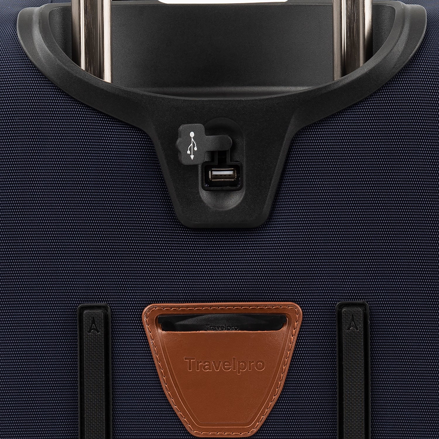 Travelpro Crew Versapack Max Carry-On Exp Rollaboard ( Patriot Blue , Carry-On 21-Inch ) Patriot Blue Carry On 21 Inch U9