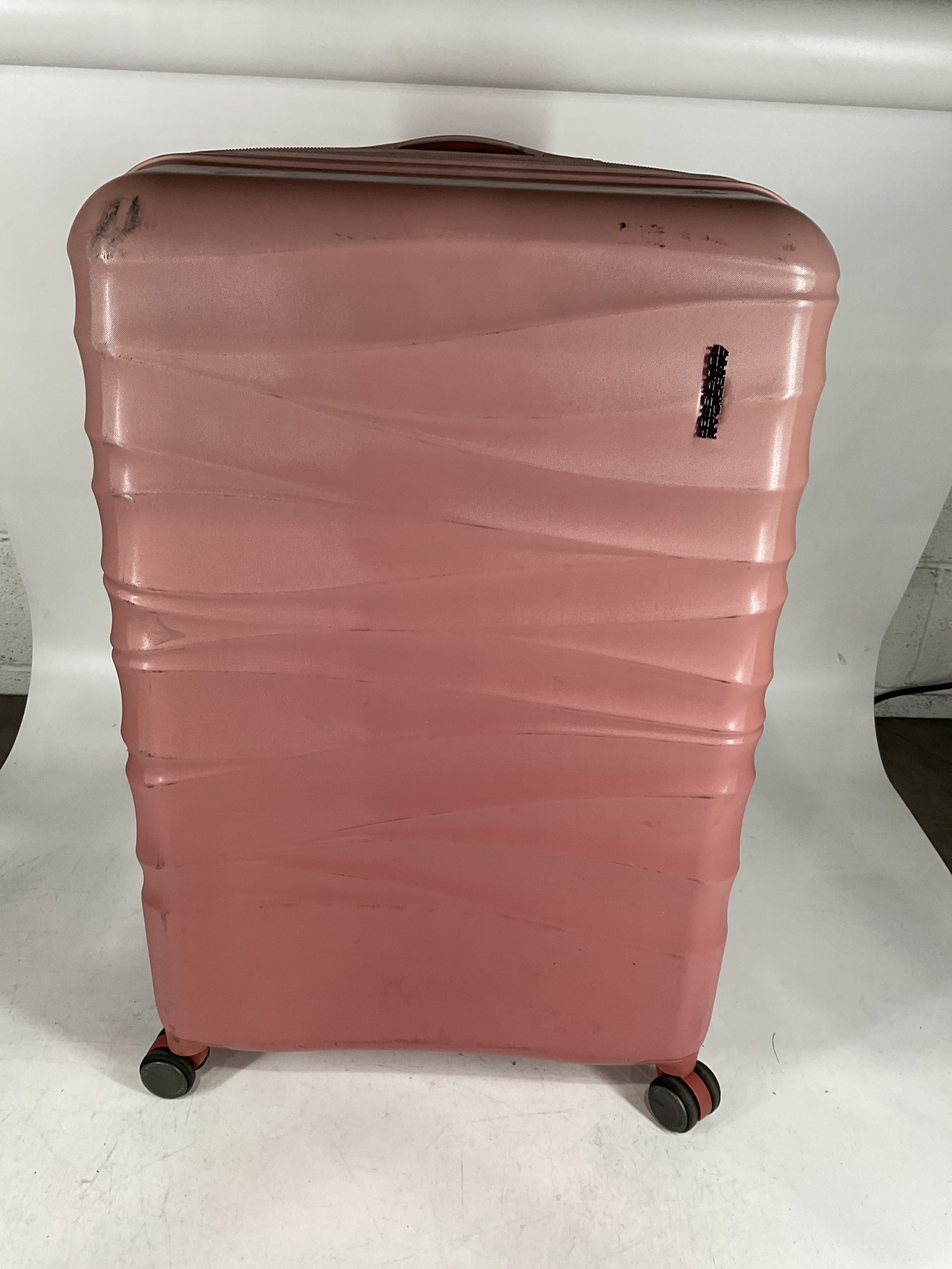 American Tourister Cascade Hardside Lightweight Spinner Luggage U3